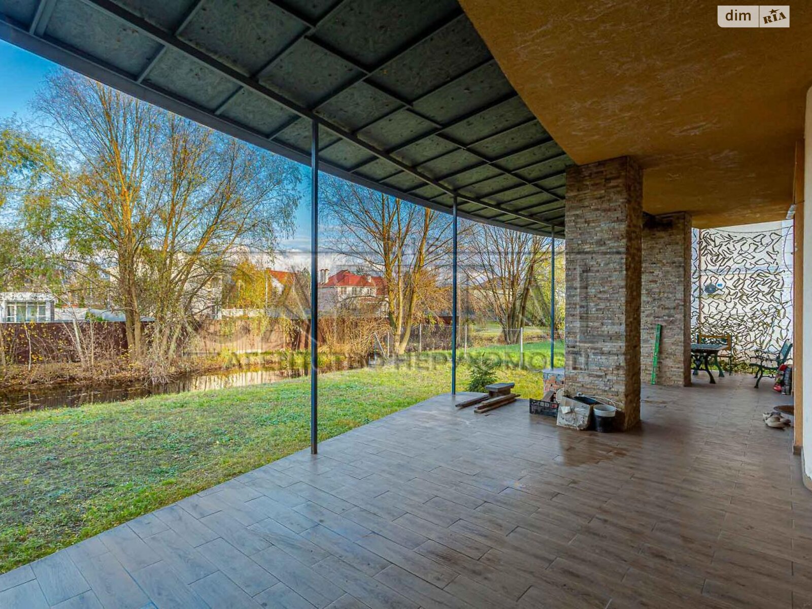 двоповерховий будинок з гаражем, 690 кв. м, цегла. Продаж у Козині фото 1 двоповерховий будинок з гаражем, 690 кв. м, цегла. Продаж у Козині фото 1