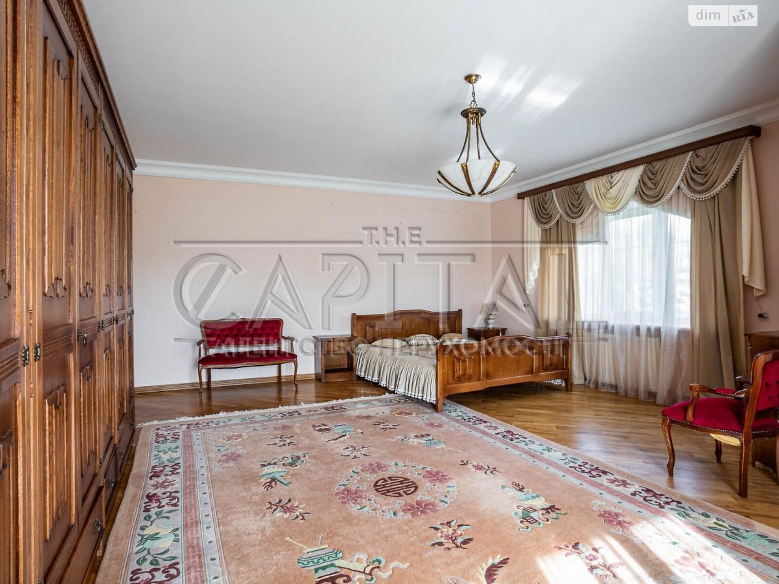 трехэтажный дом с гаражом, 490 кв. м, кирпич. Продажа в Козине фото 1 трехэтажный дом с гаражом, 490 кв. м, кирпич. Продажа в Козине фото 1