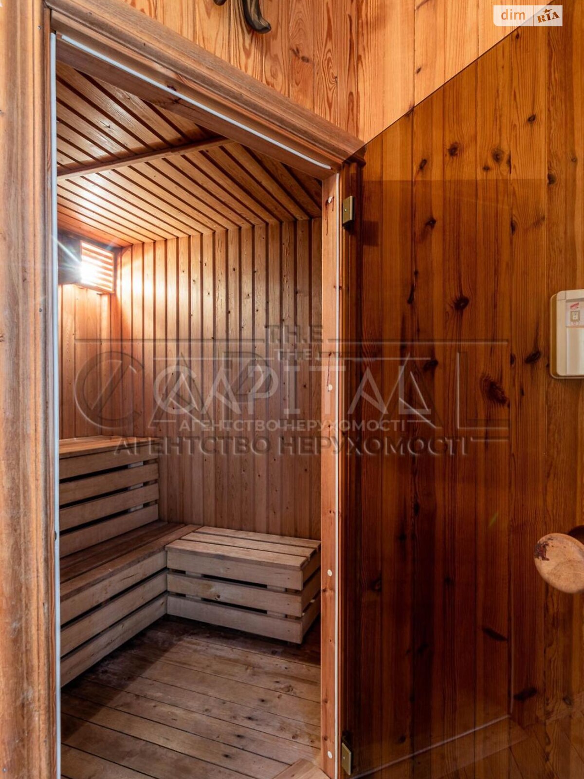 трехэтажный дом с гаражом, 490 кв. м, кирпич. Продажа в Козине фото 1 трехэтажный дом с гаражом, 490 кв. м, кирпич. Продажа в Козине фото 1