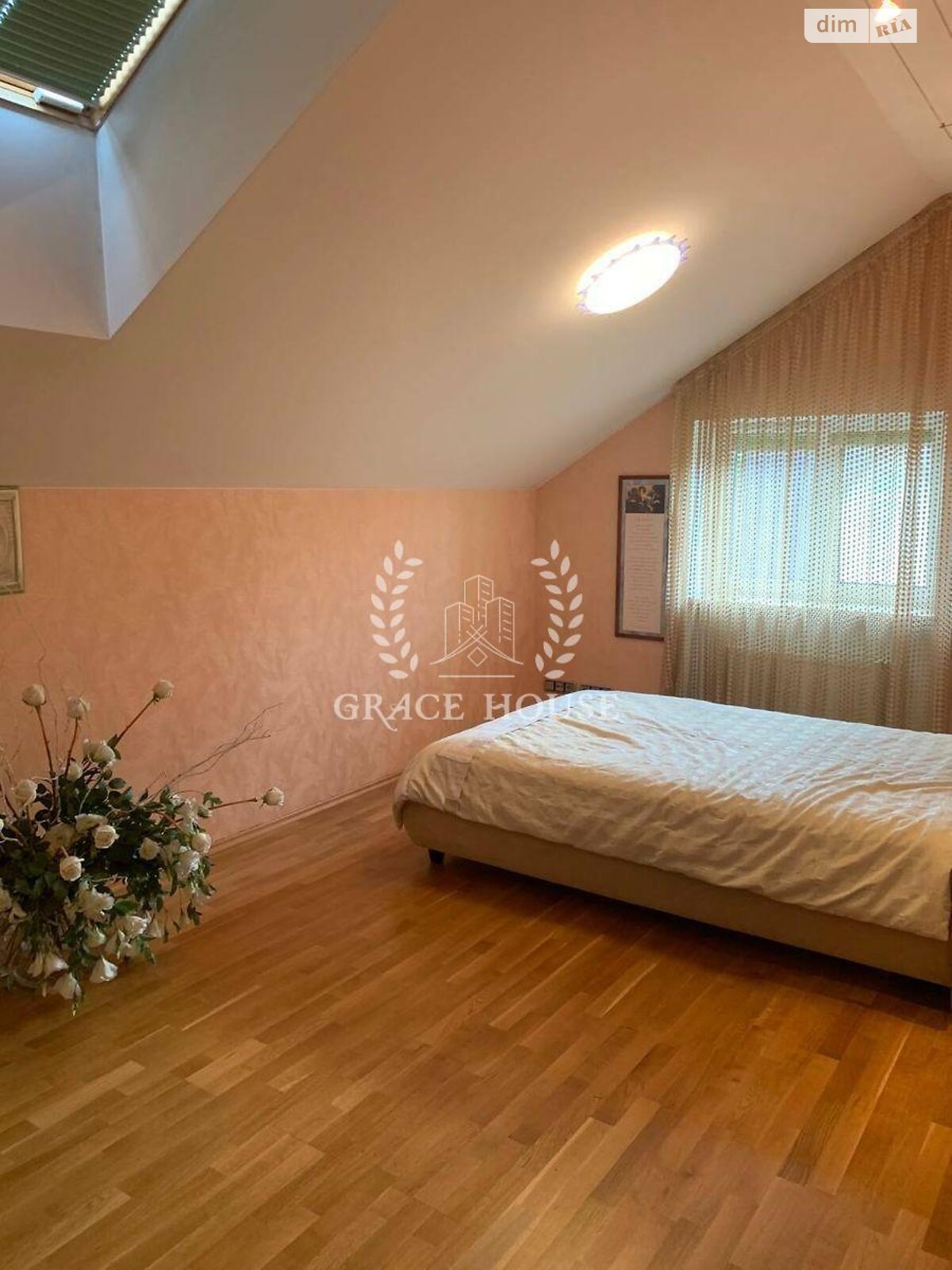 трехэтажный дом с верандой, 678.8 кв. м, кирпич. Продажа в Козине фото 1 трехэтажный дом с верандой, 678.8 кв. м, кирпич. Продажа в Козине фото 1