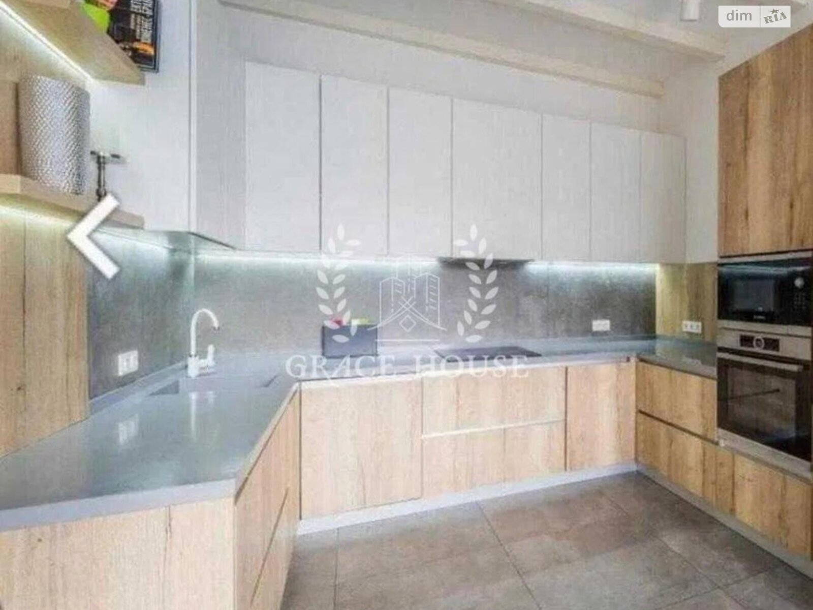 двоповерховий будинок з опаленням, 211 кв. м, цегла. Продаж у Козині фото 1 двоповерховий будинок з опаленням, 211 кв. м, цегла. Продаж у Козині фото 1