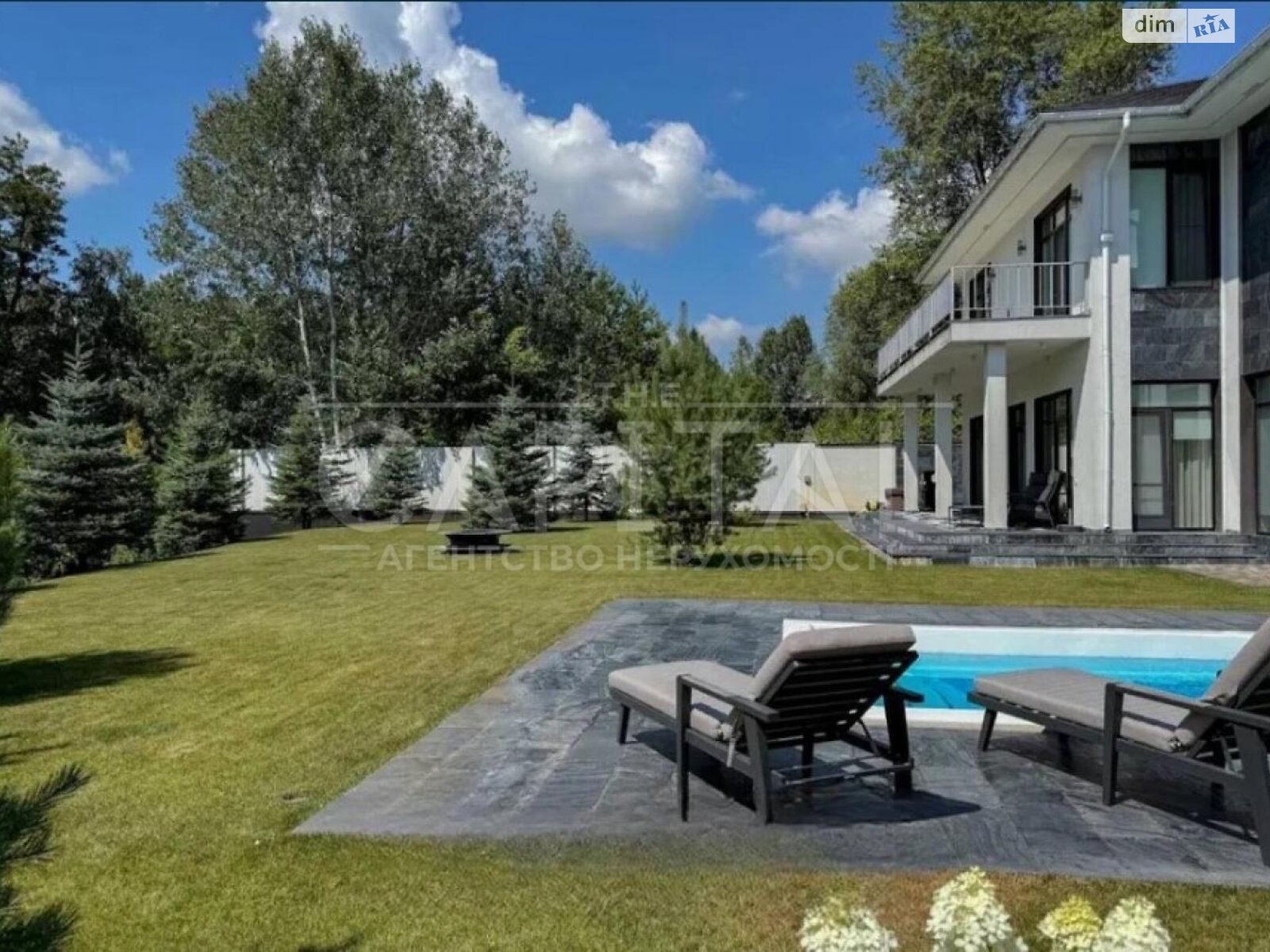 двоповерховий будинок з опаленням, 320 кв. м, цегла. Продаж у Козині фото 1 двоповерховий будинок з опаленням, 320 кв. м, цегла. Продаж у Козині фото 1