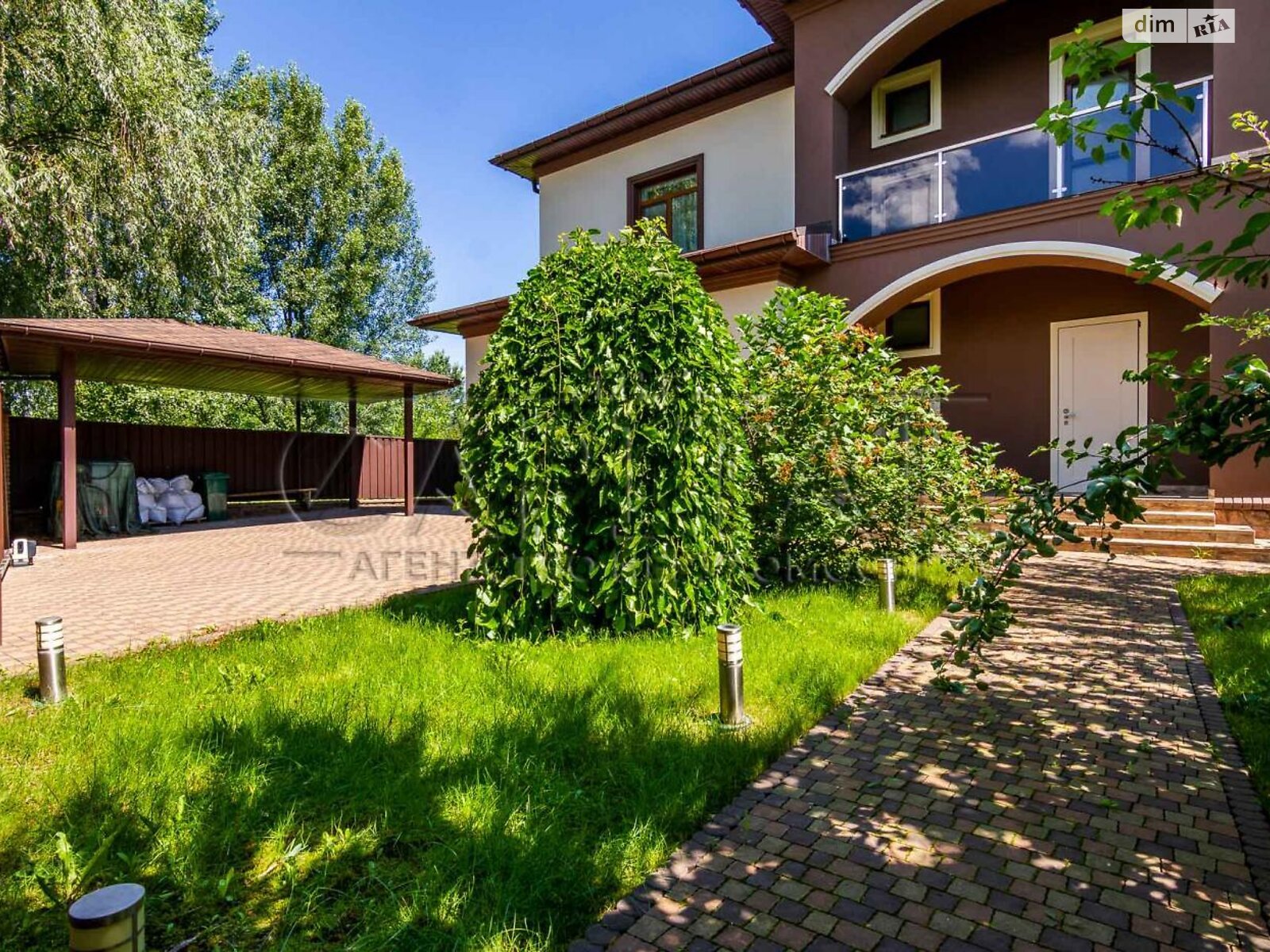 триповерховий будинок, 465.2 кв. м, цегла. Продаж у Козині фото 1 триповерховий будинок, 465.2 кв. м, цегла. Продаж у Козині фото 1