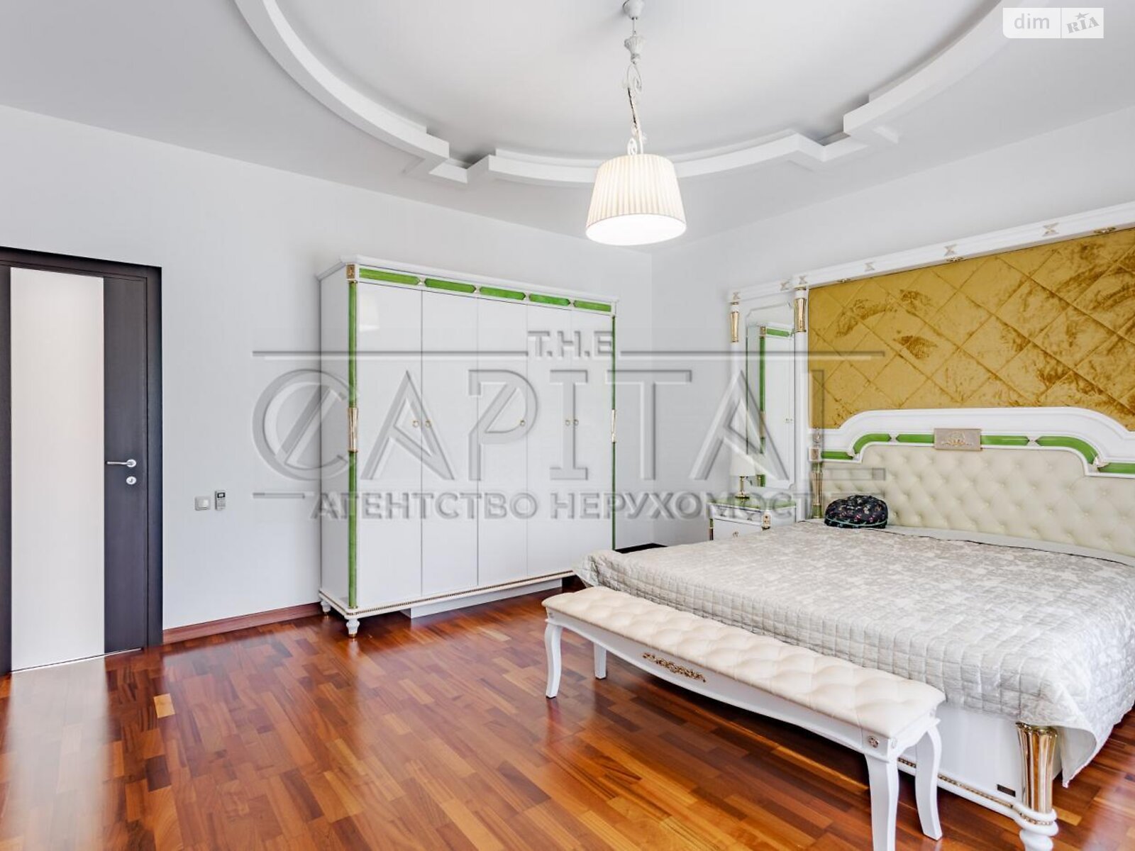 двоповерховий будинок, 1086.6 кв. м, цегла. Продаж у Козині фото 1 двоповерховий будинок, 1086.6 кв. м, цегла. Продаж у Козині фото 1