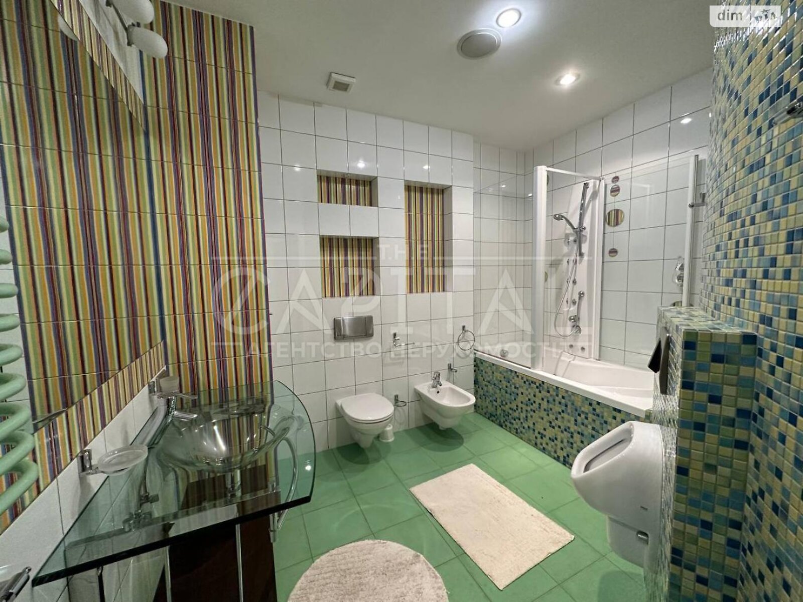 двоповерховий будинок з опаленням, 538.4 кв. м, цегла. Продаж у Козині фото 1 двоповерховий будинок з опаленням, 538.4 кв. м, цегла. Продаж у Козині фото 1