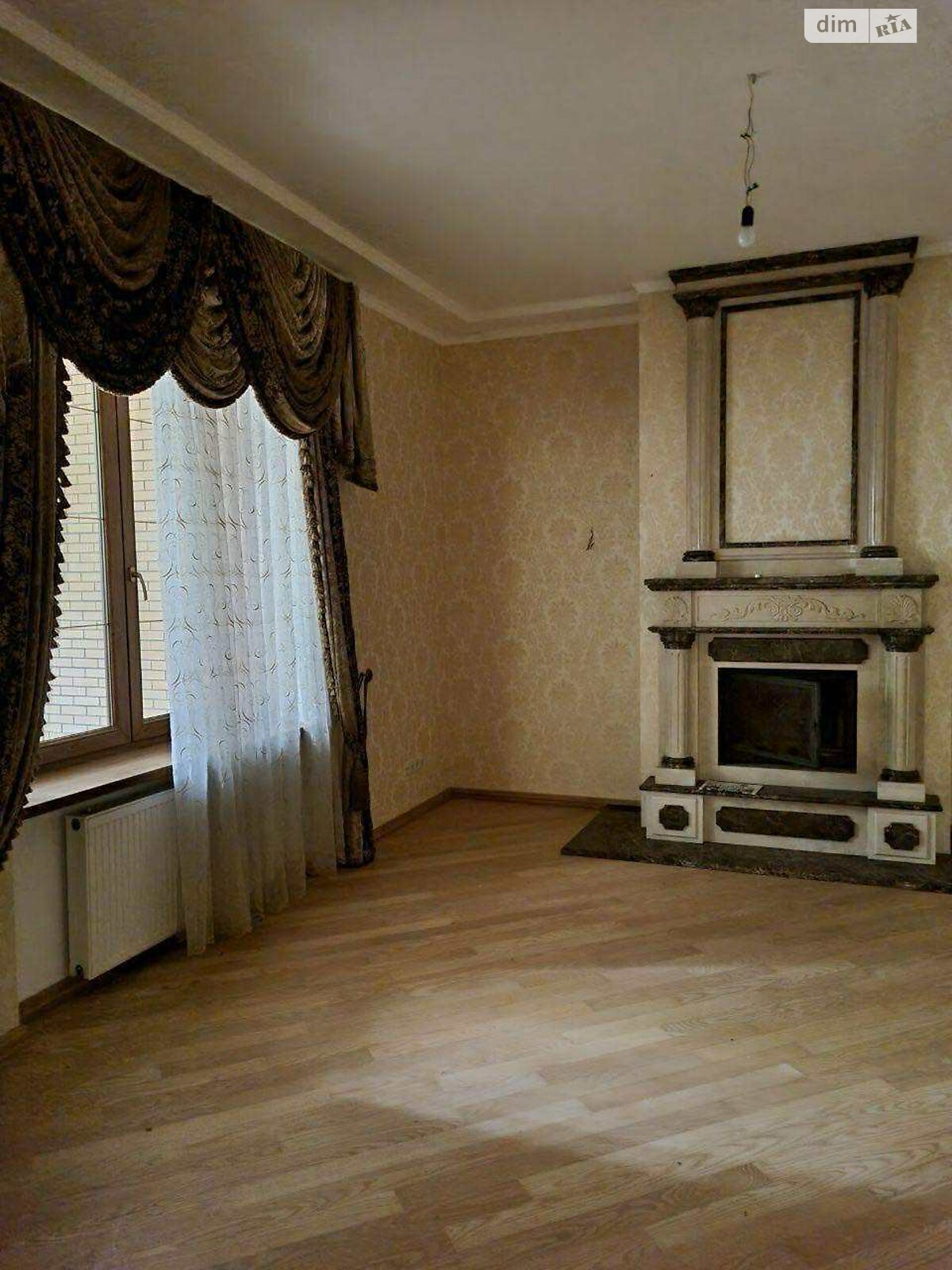 двоповерховий будинок з гаражем, 980 кв. м, цегла. Продаж у Козині фото 1 двоповерховий будинок з гаражем, 980 кв. м, цегла. Продаж у Козині фото 1