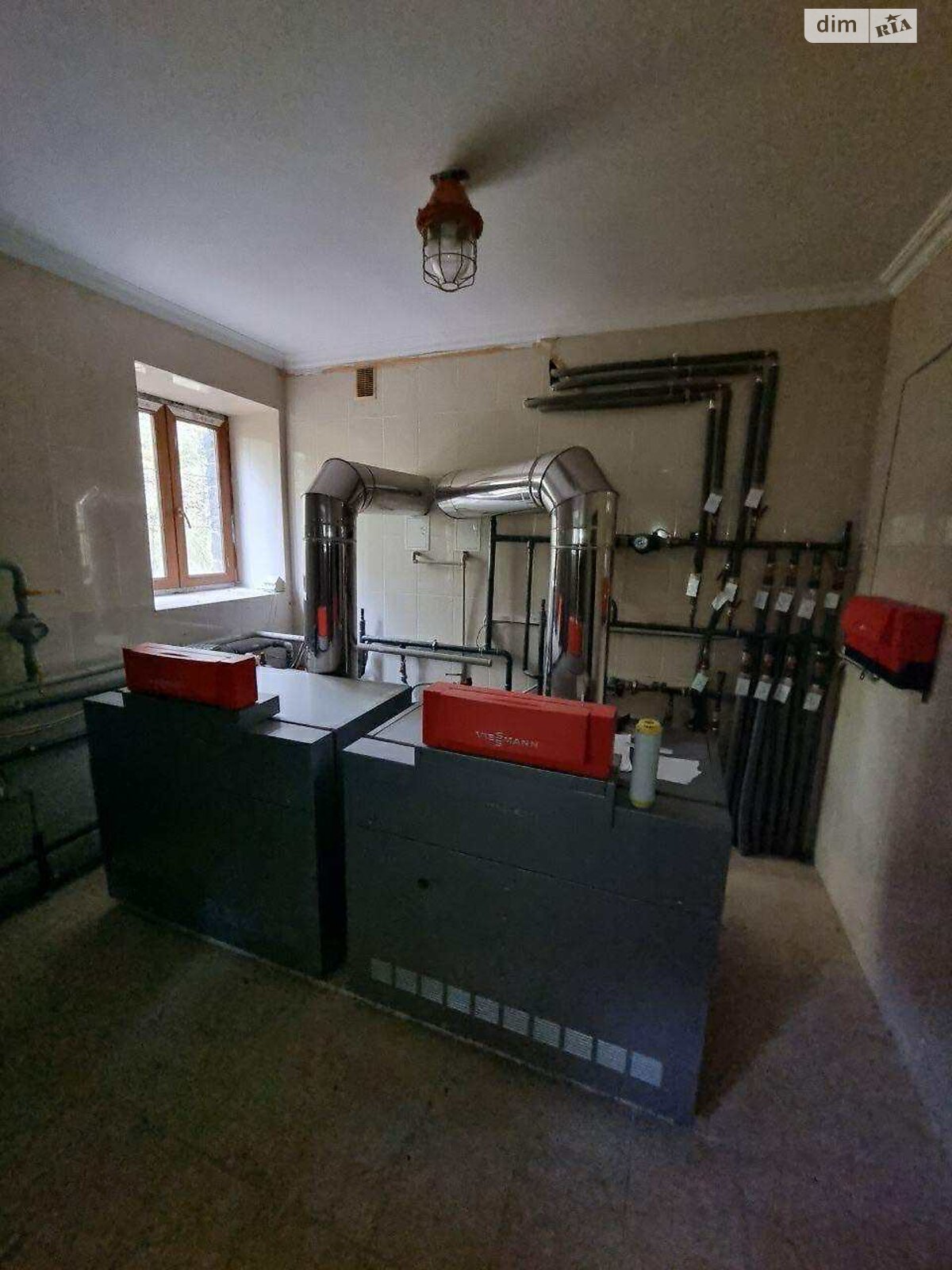 двоповерховий будинок з гаражем, 980 кв. м, цегла. Продаж у Козині фото 1 двоповерховий будинок з гаражем, 980 кв. м, цегла. Продаж у Козині фото 1