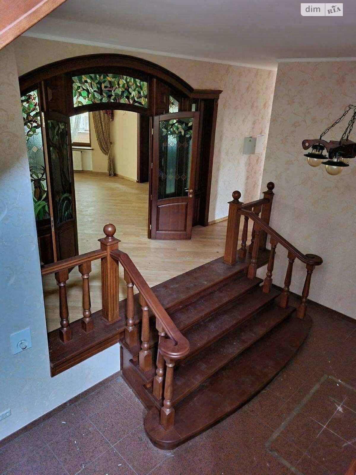 двоповерховий будинок з гаражем, 980 кв. м, цегла. Продаж у Козині фото 1 двоповерховий будинок з гаражем, 980 кв. м, цегла. Продаж у Козині фото 1