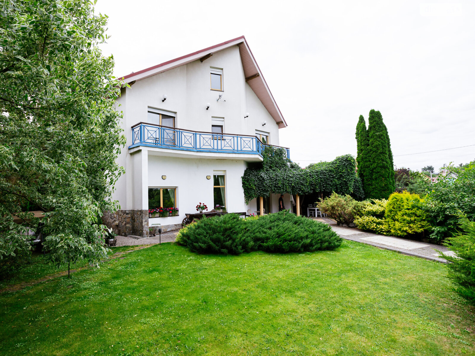 двоповерховий будинок з верандою, 300 кв. м, кирпич. Продаж у Козині фото 1 двоповерховий будинок з верандою, 300 кв. м, кирпич. Продаж у Козині фото 1