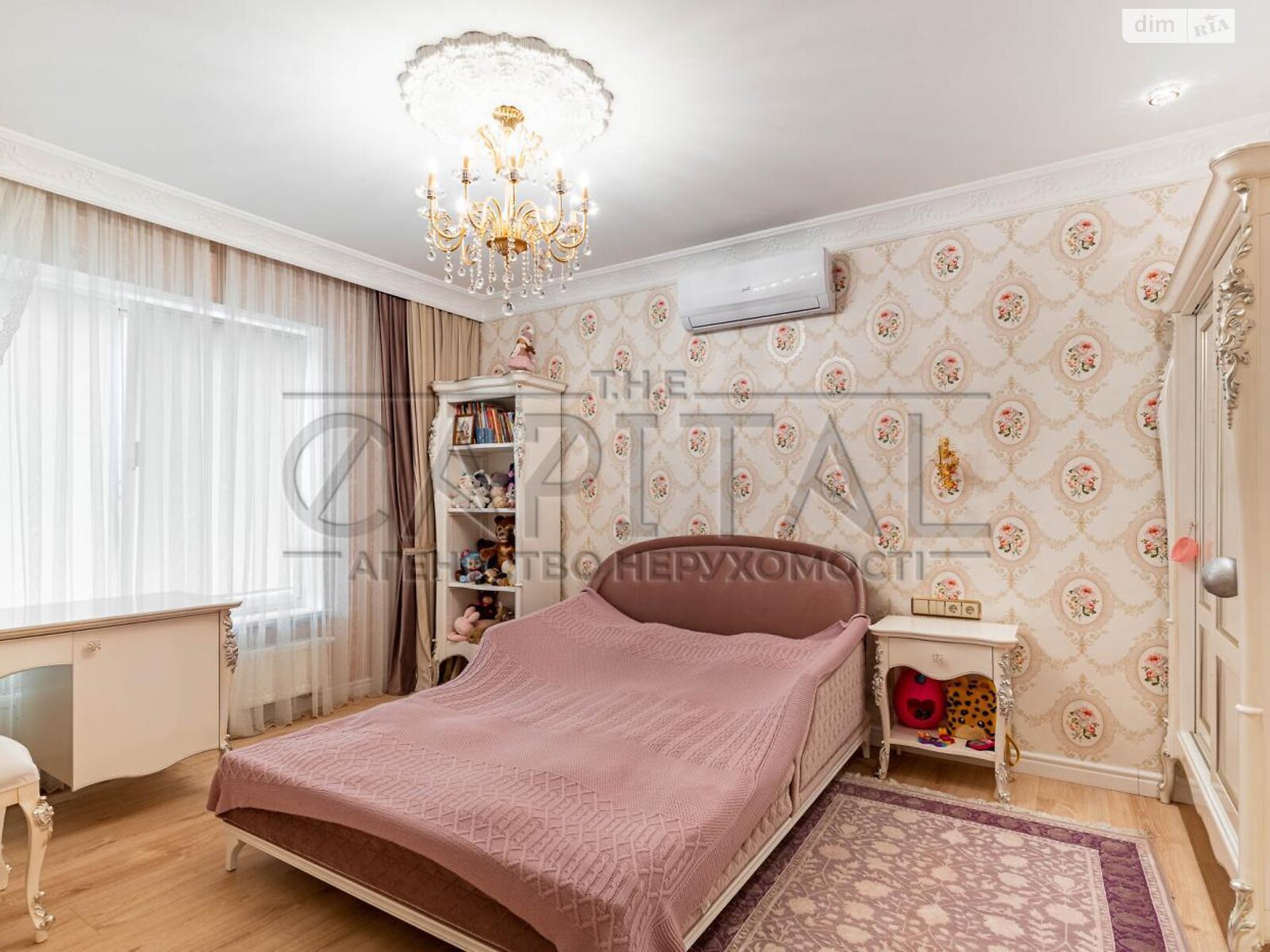 двухэтажный дом, 470 кв. м, кирпич. Продажа в Козине фото 1