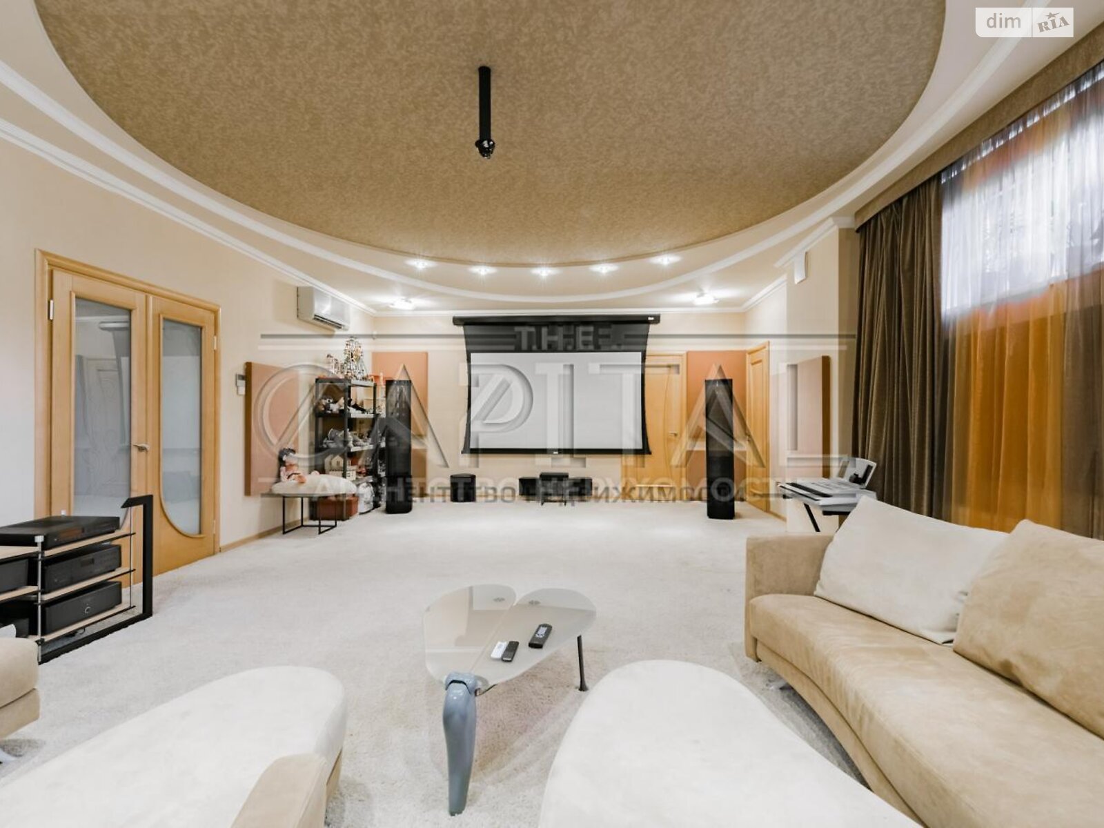триповерховий будинок з гаражем, 815 кв. м, цегла. Продаж у Козині фото 1 триповерховий будинок з гаражем, 815 кв. м, цегла. Продаж у Козині фото 1