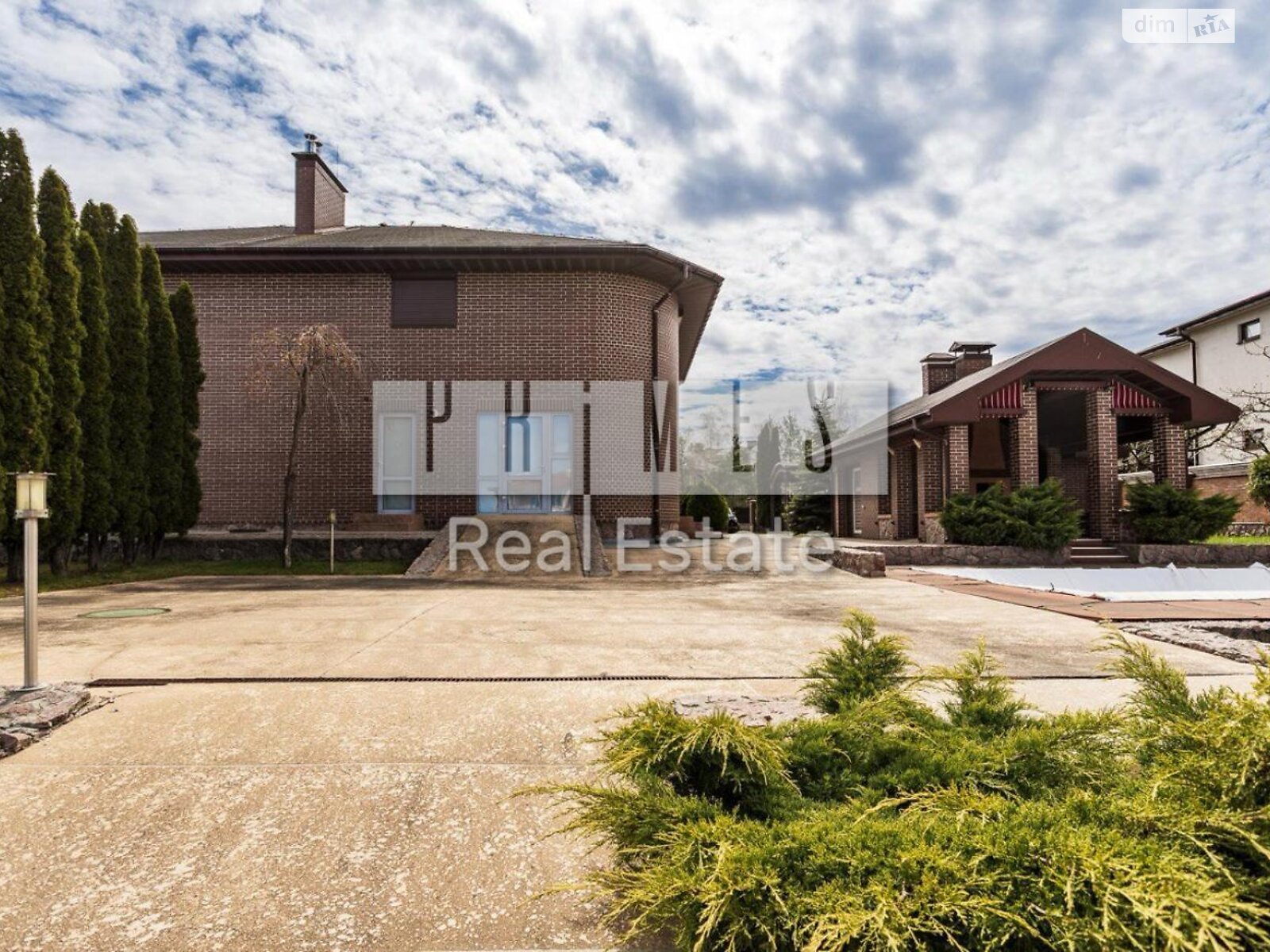 двоповерховий будинок бесідка, 250 кв. м, цегла. Продаж у Козині фото 1 двоповерховий будинок бесідка, 250 кв. м, цегла. Продаж у Козині фото 1