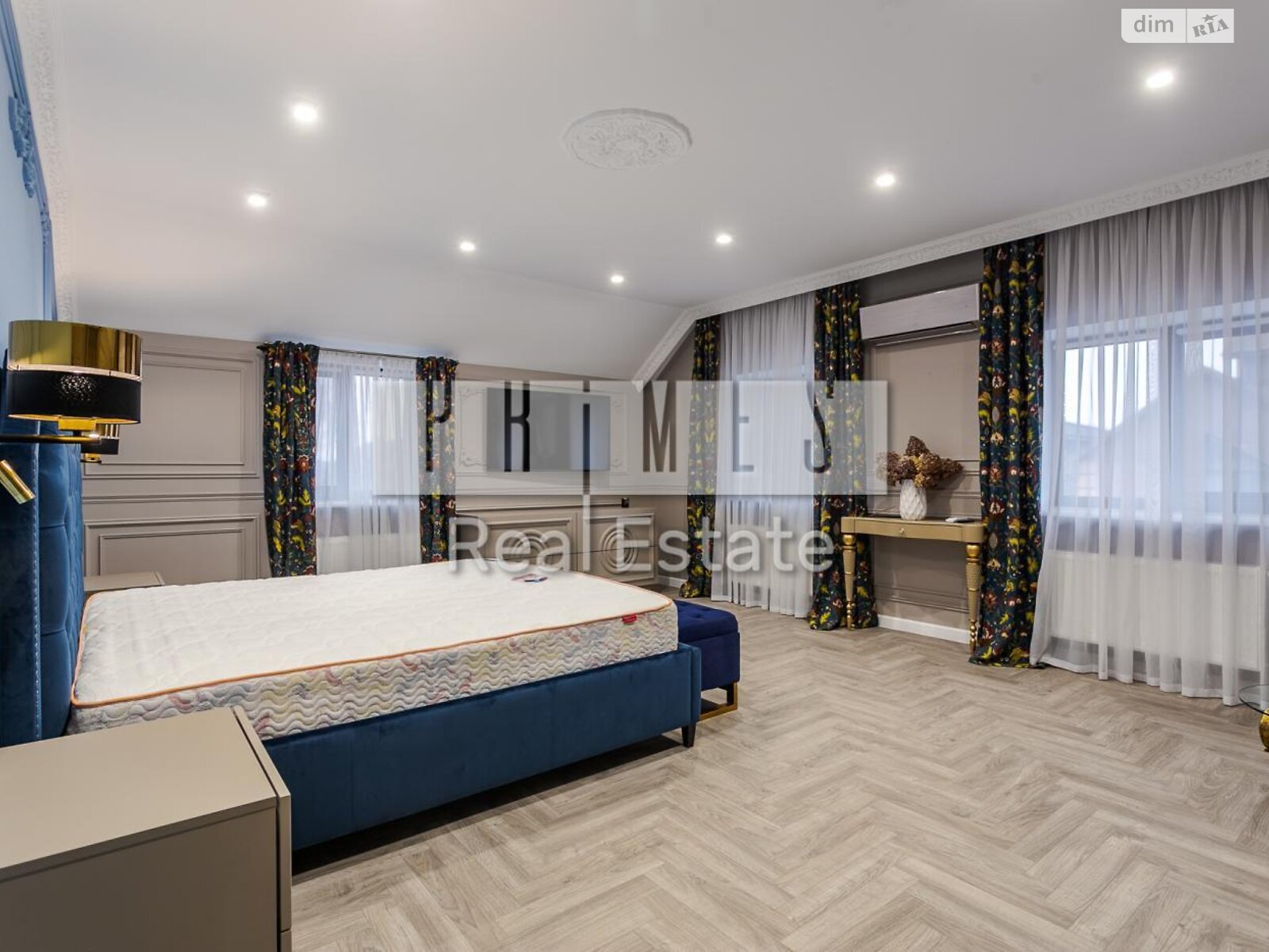 двухэтажный дом с гаражом, 410 кв. м, кирпич. Продажа в Козине фото 1 двухэтажный дом с гаражом, 410 кв. м, кирпич. Продажа в Козине фото 1