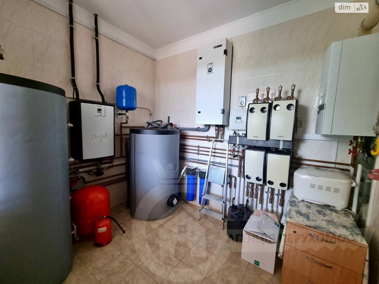 двоповерховий будинок з балконом, 274.77 кв. м, піноблок. Продаж у Козині фото 1 двоповерховий будинок з балконом, 274.77 кв. м, піноблок. Продаж у Козині фото 1
