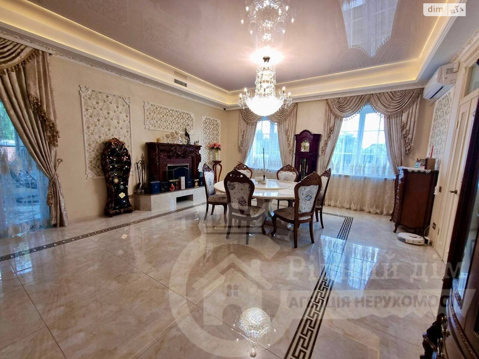 двоповерховий будинок з балконом, 274.77 кв. м, піноблок. Продаж у Козині фото 1 двоповерховий будинок з балконом, 274.77 кв. м, піноблок. Продаж у Козині фото 1