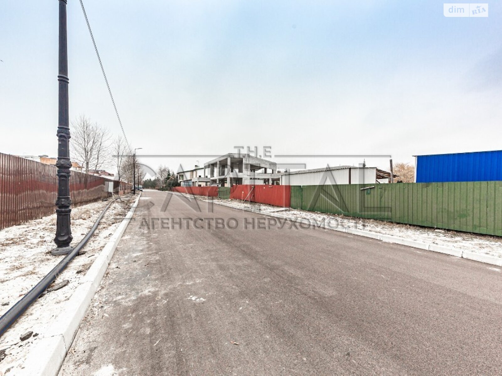двоповерховий будинок, 1004 кв. м, цегла. Продаж у Козині фото 1 двоповерховий будинок, 1004 кв. м, цегла. Продаж у Козині фото 1
