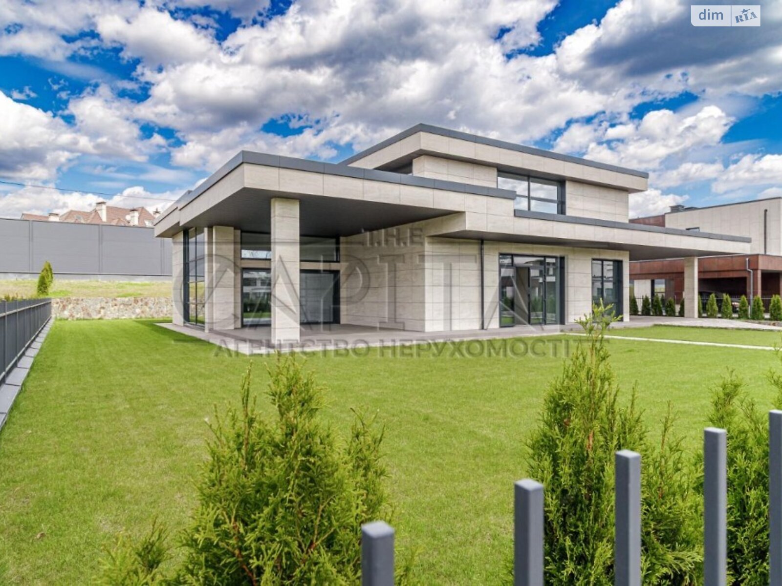 двоповерховий будинок, 263 кв. м, цегла. Продаж у Козині фото 1 двоповерховий будинок, 263 кв. м, цегла. Продаж у Козині фото 1