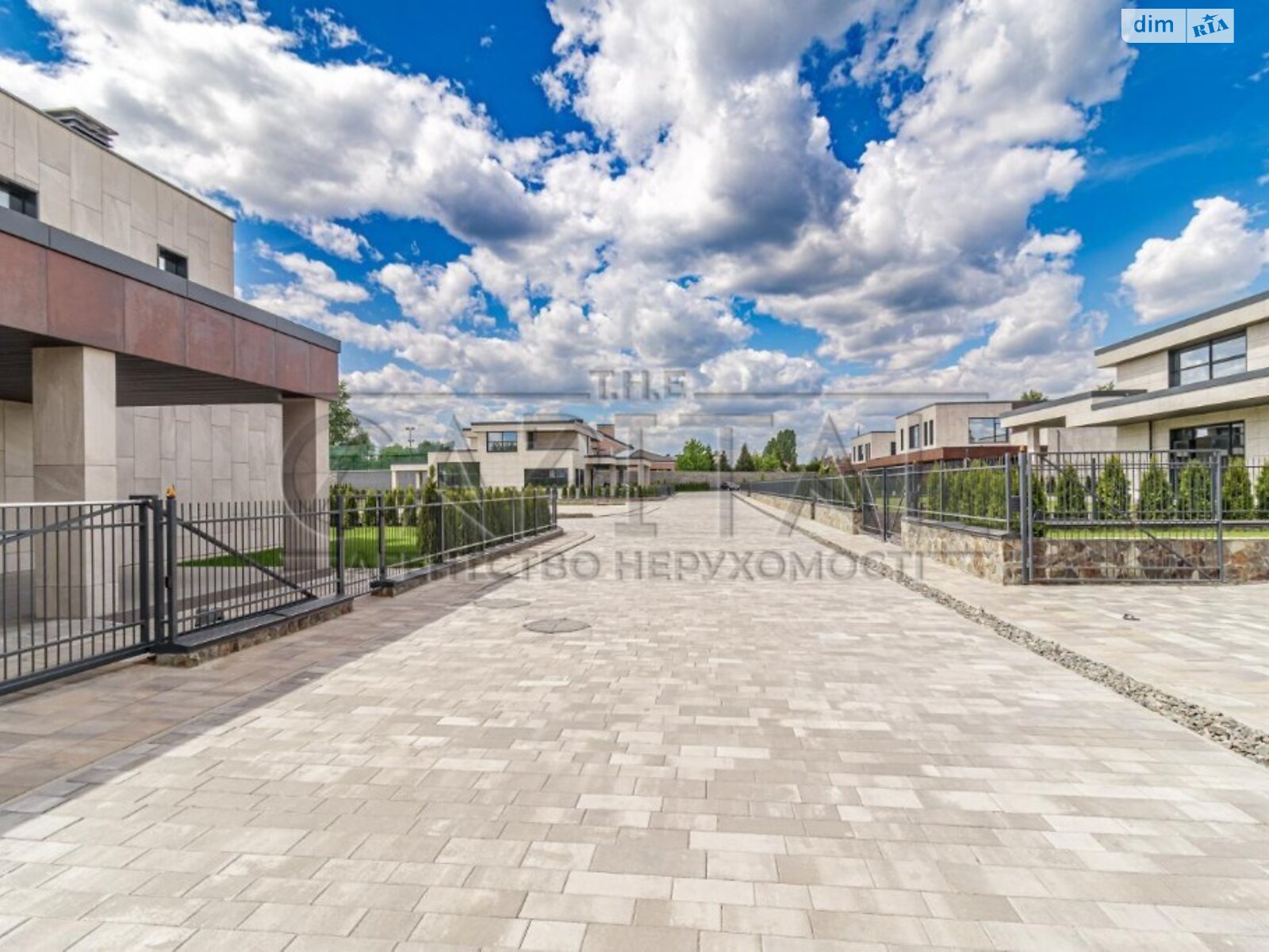 двоповерховий будинок, 262 кв. м, цегла. Продаж у Козині фото 1 двоповерховий будинок, 262 кв. м, цегла. Продаж у Козині фото 1
