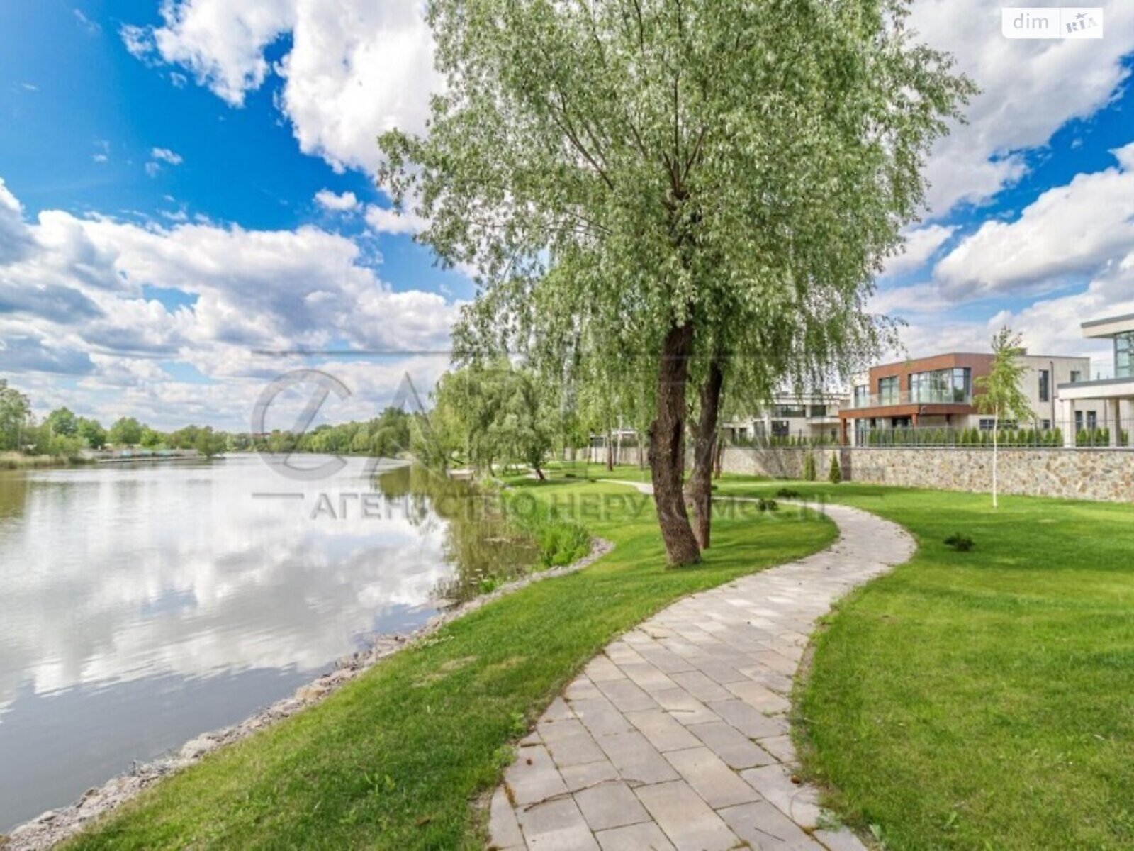 двоповерховий будинок, 263 кв. м, кирпич. Продаж у Козині фото 1 двоповерховий будинок, 263 кв. м, кирпич. Продаж у Козині фото 1