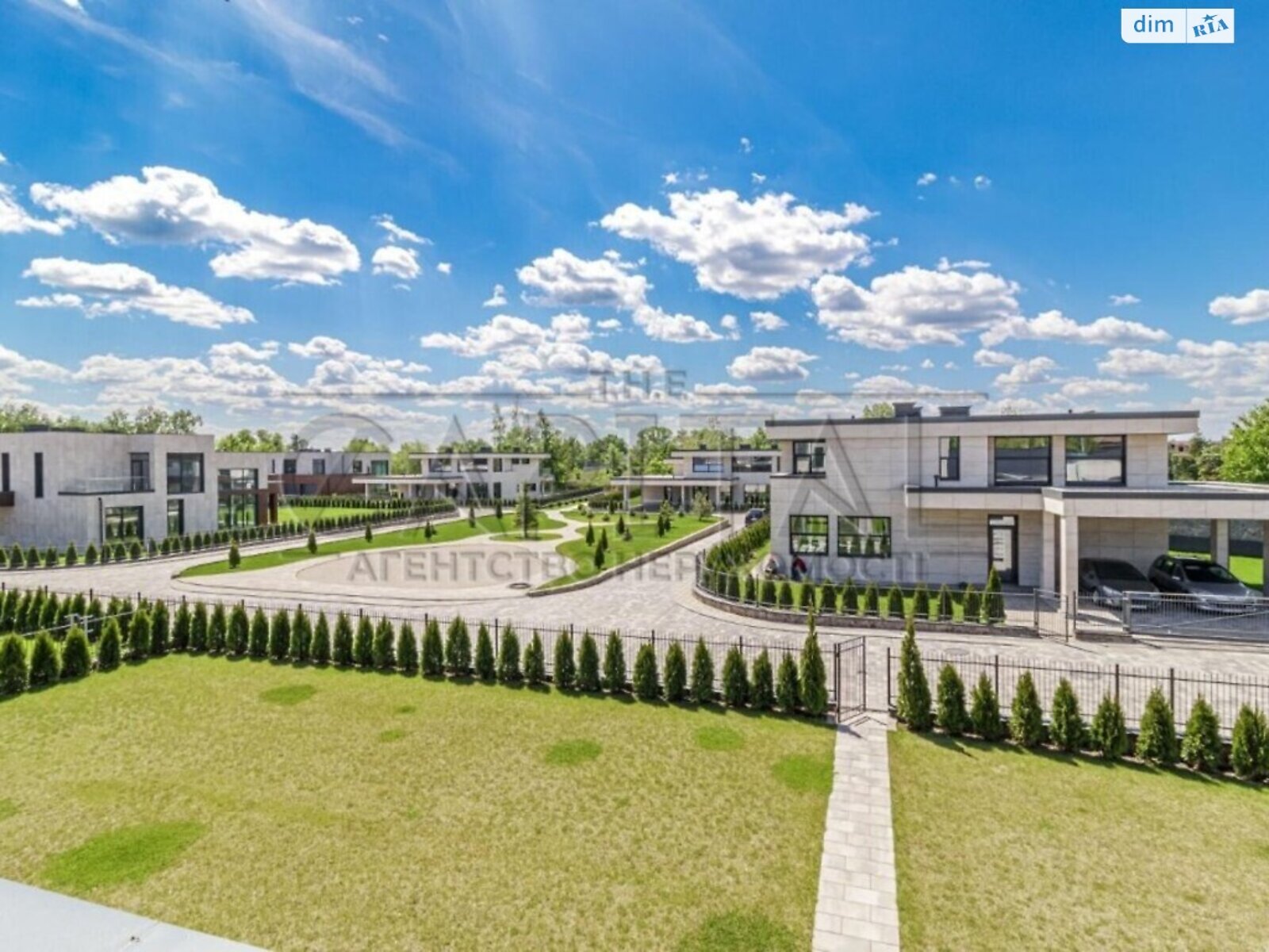 двоповерховий будинок, 262 кв. м, кирпич. Продаж у Козині фото 1 двоповерховий будинок, 262 кв. м, кирпич. Продаж у Козині фото 1