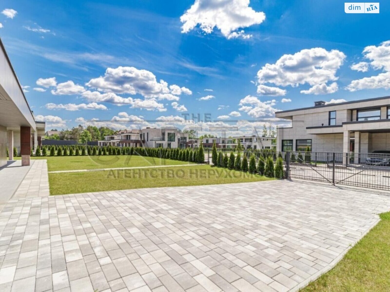 двоповерховий будинок, 262 кв. м, кирпич. Продаж у Козині фото 1 двоповерховий будинок, 262 кв. м, кирпич. Продаж у Козині фото 1