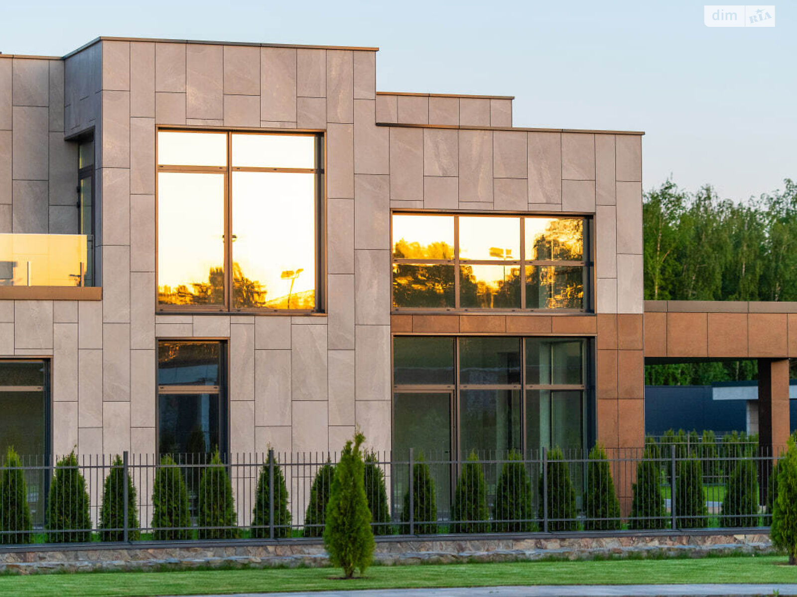 двоповерховий будинок, 262 кв. м, цегла. Продаж у Козині фото 1 двоповерховий будинок, 262 кв. м, цегла. Продаж у Козині фото 1