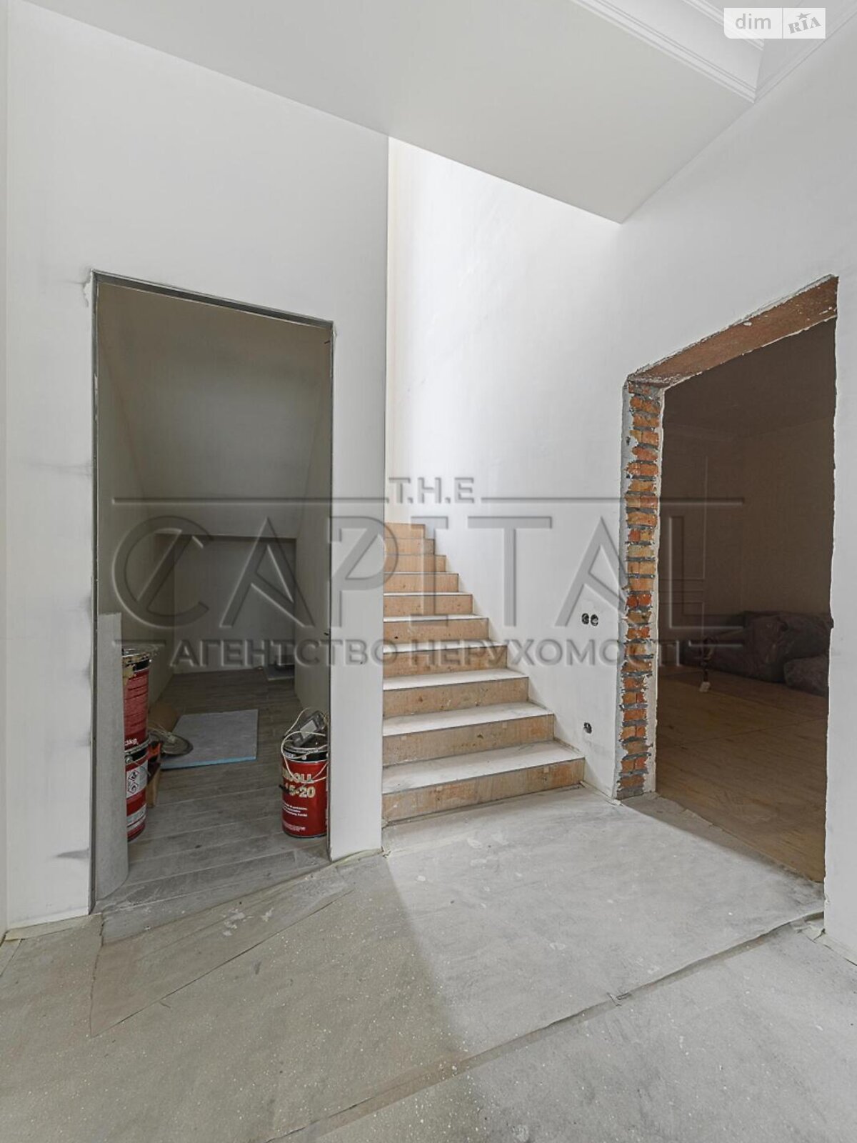 двоповерховий будинок з опаленням, 310 кв. м, цегла. Продаж у Козині фото 1 двоповерховий будинок з опаленням, 310 кв. м, цегла. Продаж у Козині фото 1