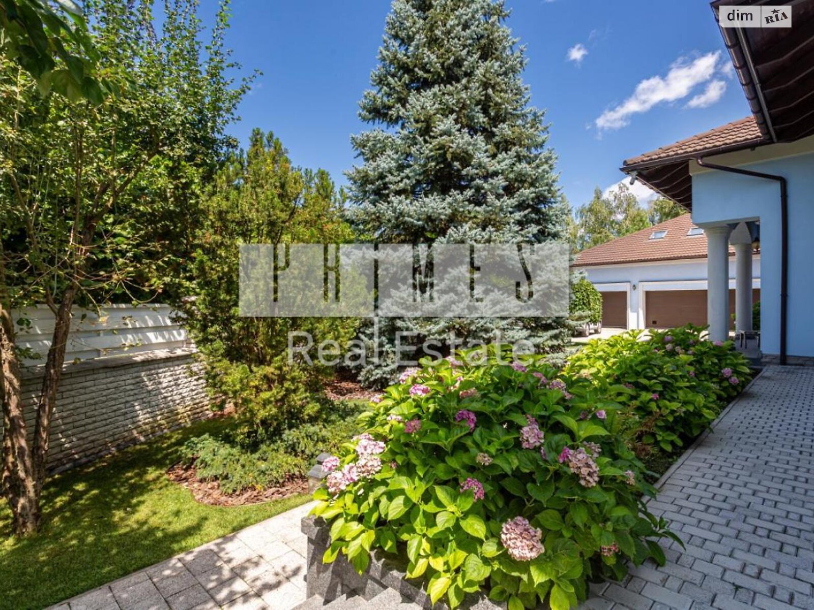 двоповерховий будинок з верандою, 847.9 кв. м, цегла. Продаж у Козині фото 1 двоповерховий будинок з верандою, 847.9 кв. м, цегла. Продаж у Козині фото 1