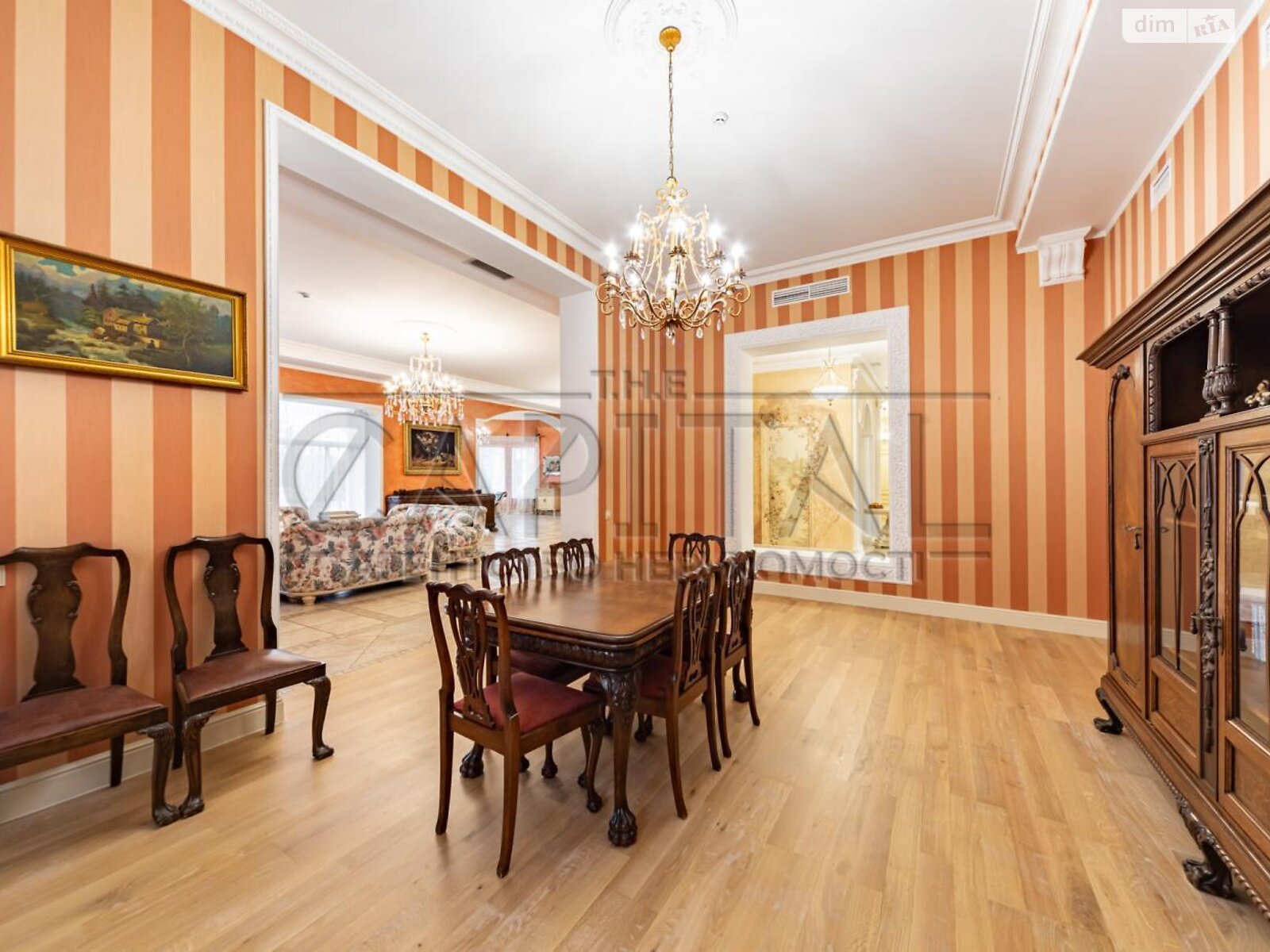 трехэтажный дом беседка, 882 кв. м, кирпич. Продажа в Козине фото 1 трехэтажный дом беседка, 882 кв. м, кирпич. Продажа в Козине фото 1