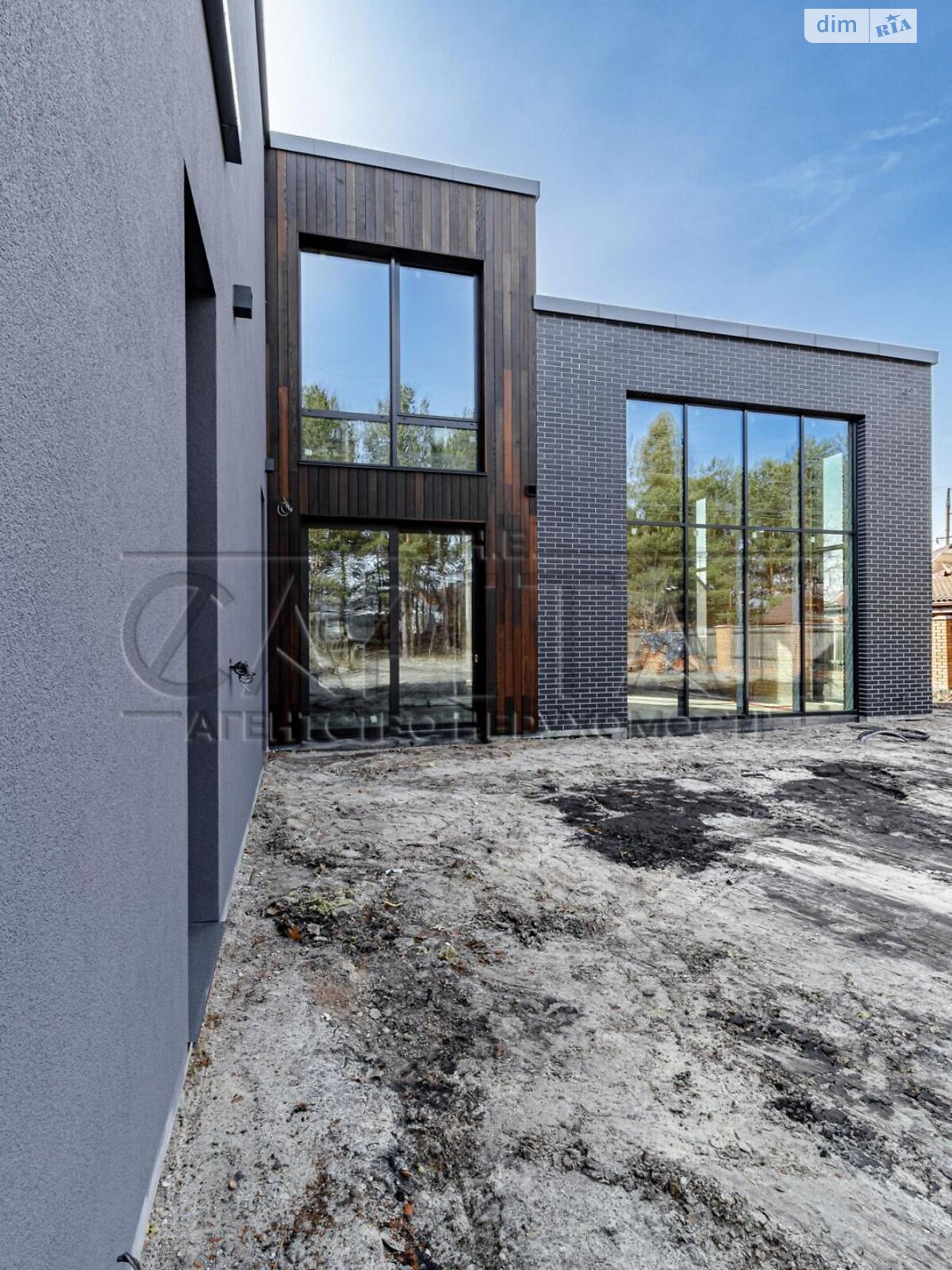 двухэтажный дом с верандой, 258 кв. м, кирпич. Продажа в Козине фото 1 двухэтажный дом с верандой, 258 кв. м, кирпич. Продажа в Козине фото 1