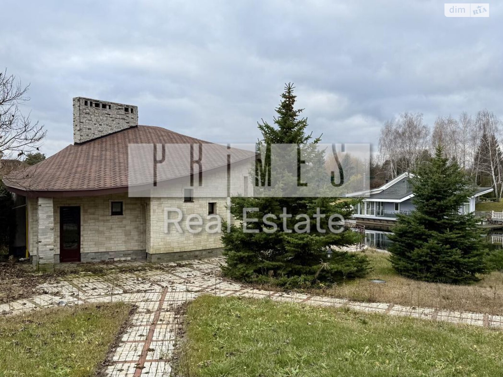 двухэтажный дом с гаражом, 730 кв. м, кирпич. Продажа в Козине фото 1