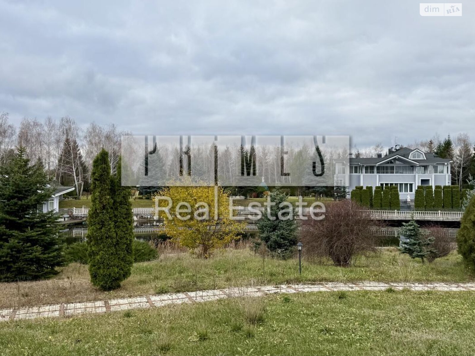 двухэтажный дом с гаражом, 730 кв. м, кирпич. Продажа в Козине фото 1