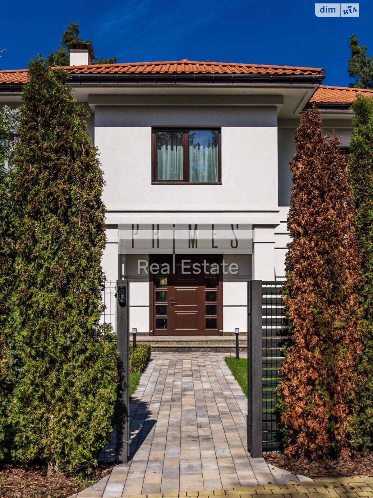 двухэтажный дом с гаражом, 530 кв. м, кирпич. Продажа в Козине фото 1 двухэтажный дом с гаражом, 530 кв. м, кирпич. Продажа в Козине фото 1
