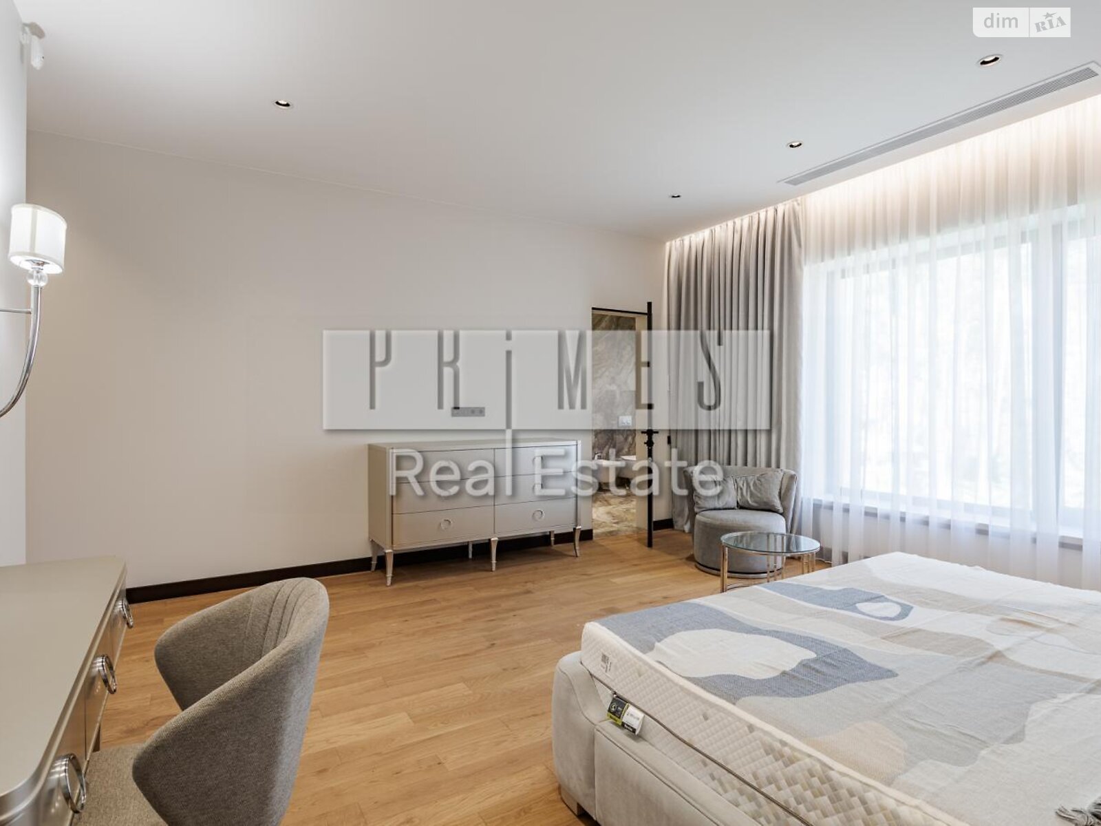 двухэтажный дом с гаражом, 530 кв. м, кирпич. Продажа в Козине фото 1 двухэтажный дом с гаражом, 530 кв. м, кирпич. Продажа в Козине фото 1