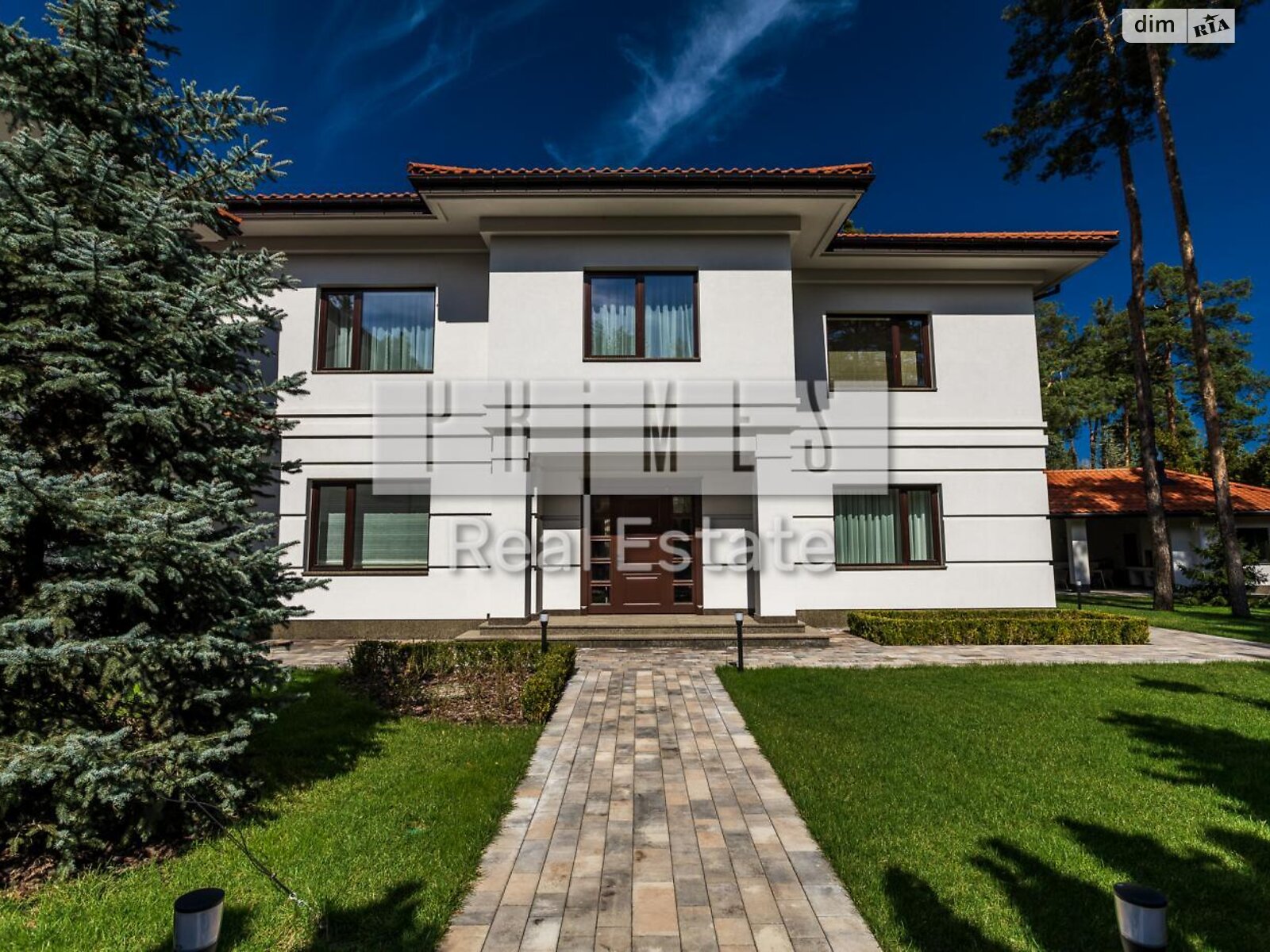 двухэтажный дом с гаражом, 530 кв. м, кирпич. Продажа в Козине фото 1 двухэтажный дом с гаражом, 530 кв. м, кирпич. Продажа в Козине фото 1