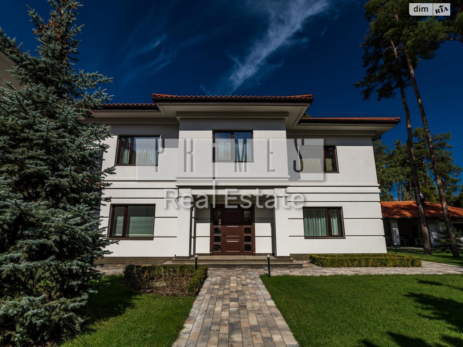двухэтажный дом с гаражом, 530 кв. м, кирпич. Продажа в Козине фото 1 двухэтажный дом с гаражом, 530 кв. м, кирпич. Продажа в Козине фото 1