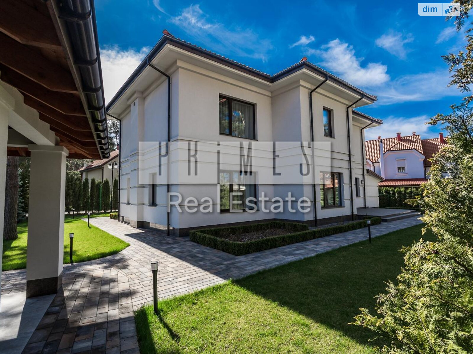 двухэтажный дом с гаражом, 530 кв. м, кирпич. Продажа в Козине фото 1 двухэтажный дом с гаражом, 530 кв. м, кирпич. Продажа в Козине фото 1