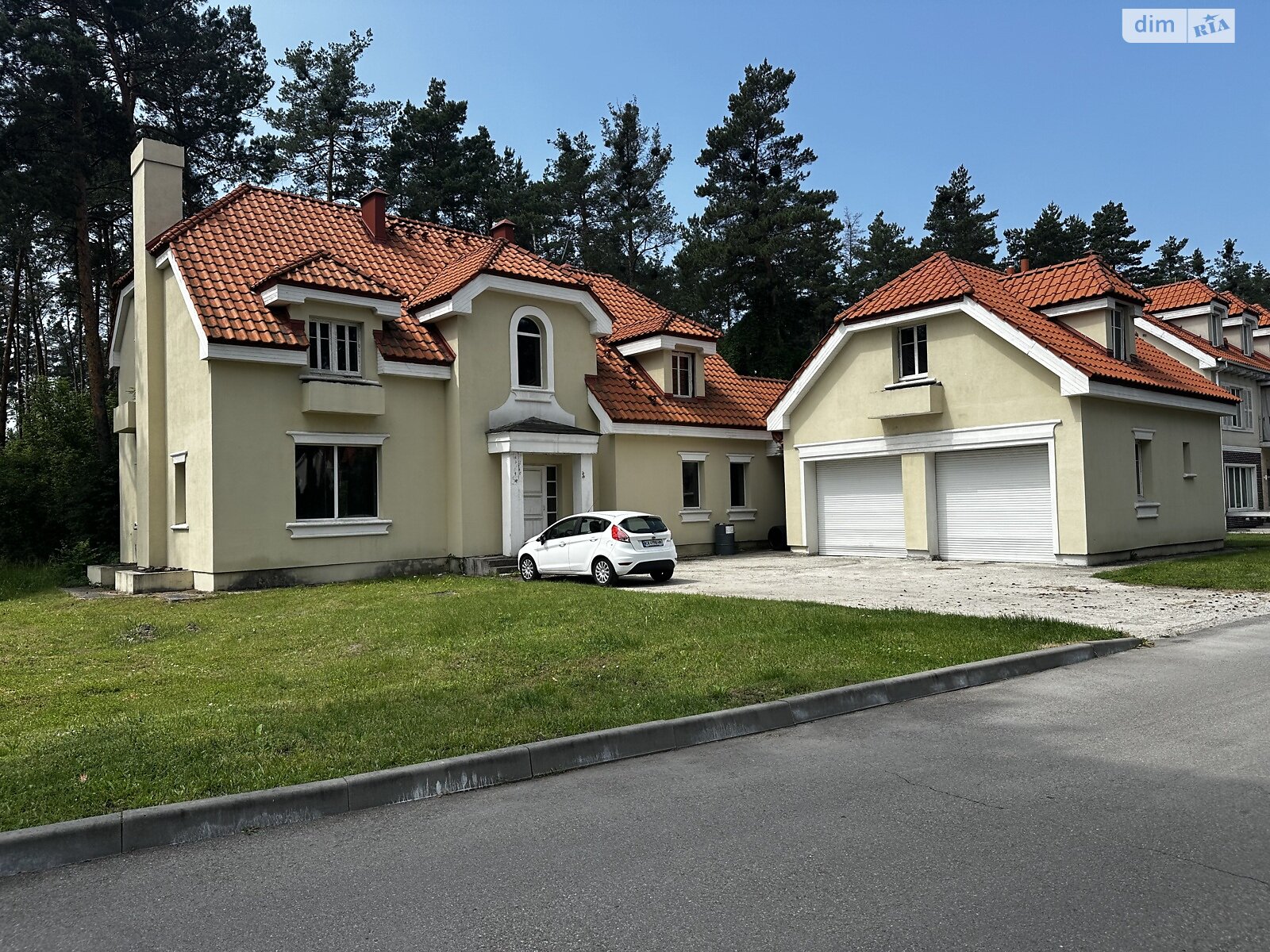 двухэтажный дом с гаражом, 502 кв. м, кирпич. Продажа в Козине фото 1 двухэтажный дом с гаражом, 502 кв. м, кирпич. Продажа в Козине фото 1
