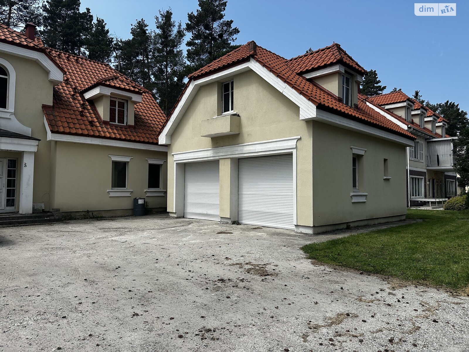 двухэтажный дом с гаражом, 502 кв. м, кирпич. Продажа в Козине фото 1 двухэтажный дом с гаражом, 502 кв. м, кирпич. Продажа в Козине фото 1