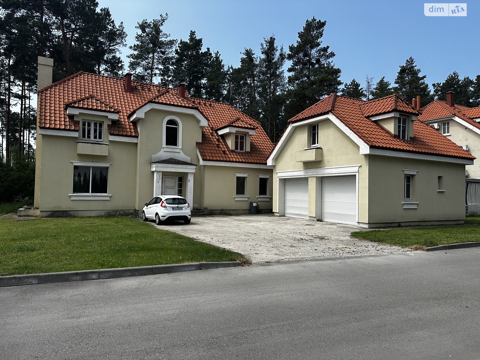 двухэтажный дом с гаражом, 502 кв. м, кирпич. Продажа в Козине фото 1 двухэтажный дом с гаражом, 502 кв. м, кирпич. Продажа в Козине фото 1