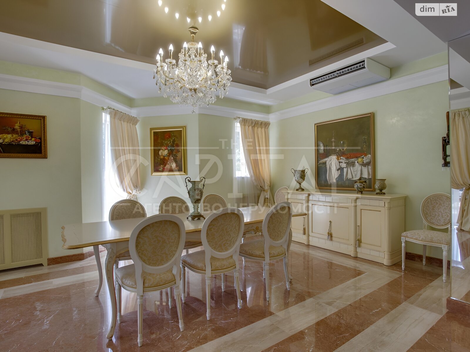 трехэтажный дом с гаражом, 700 кв. м, кирпич. Продажа в Козине фото 1 трехэтажный дом с гаражом, 700 кв. м, кирпич. Продажа в Козине фото 1
