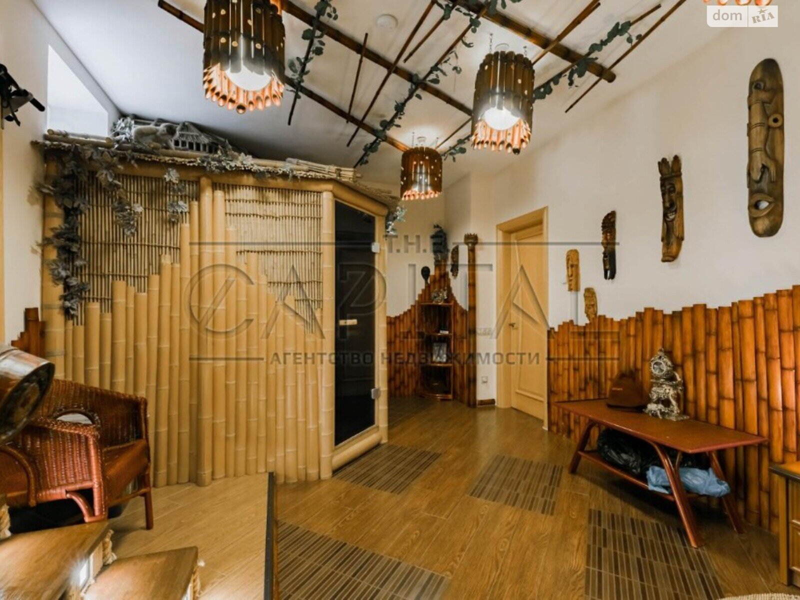 триповерховий будинок, 815 кв. м, цегла. Продаж у Козині фото 1 триповерховий будинок, 815 кв. м, цегла. Продаж у Козині фото 1