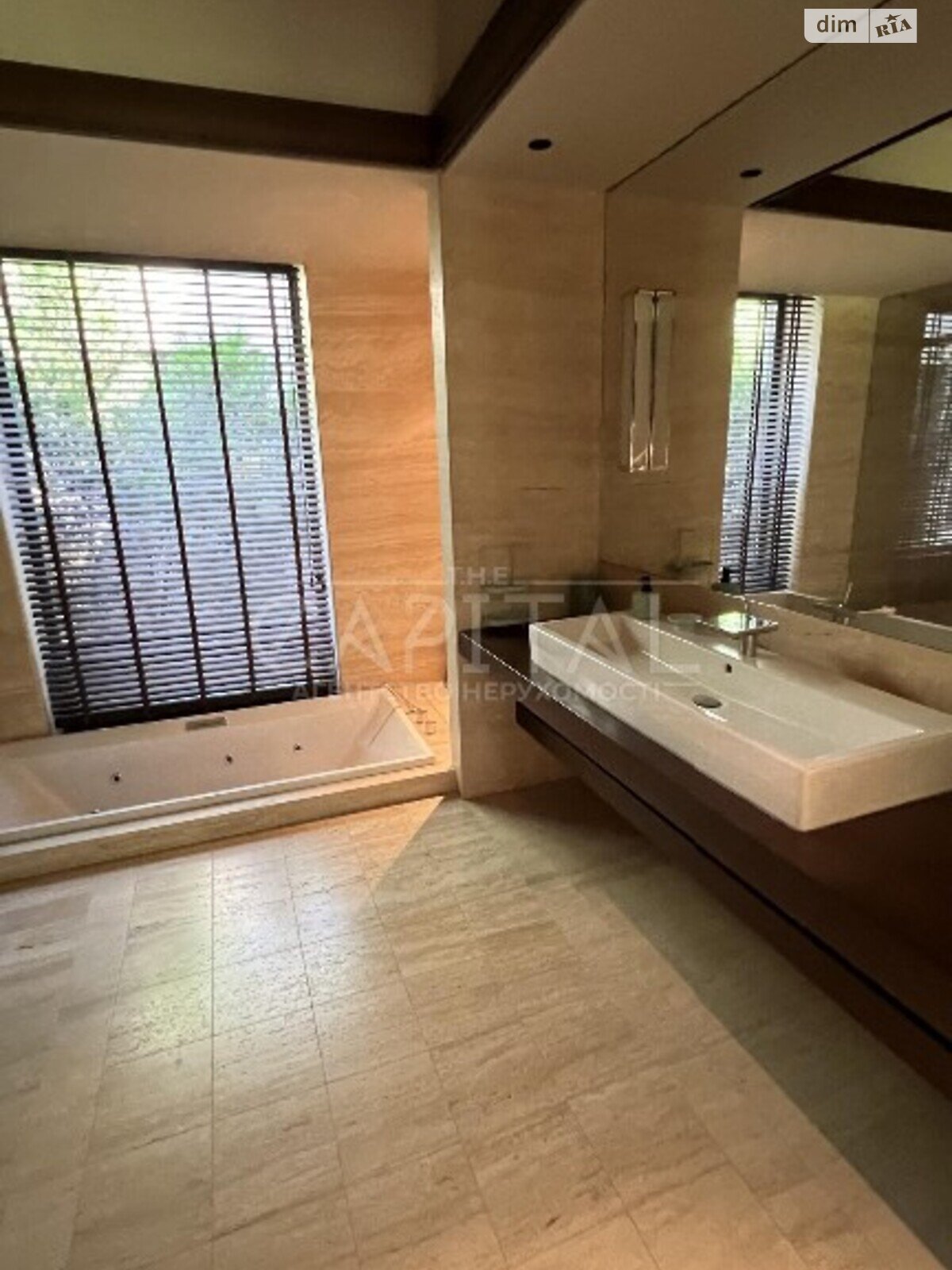 одноповерховий будинок, 600 кв. м, цегла. Продаж у Козині фото 1 одноповерховий будинок, 600 кв. м, цегла. Продаж у Козині фото 1