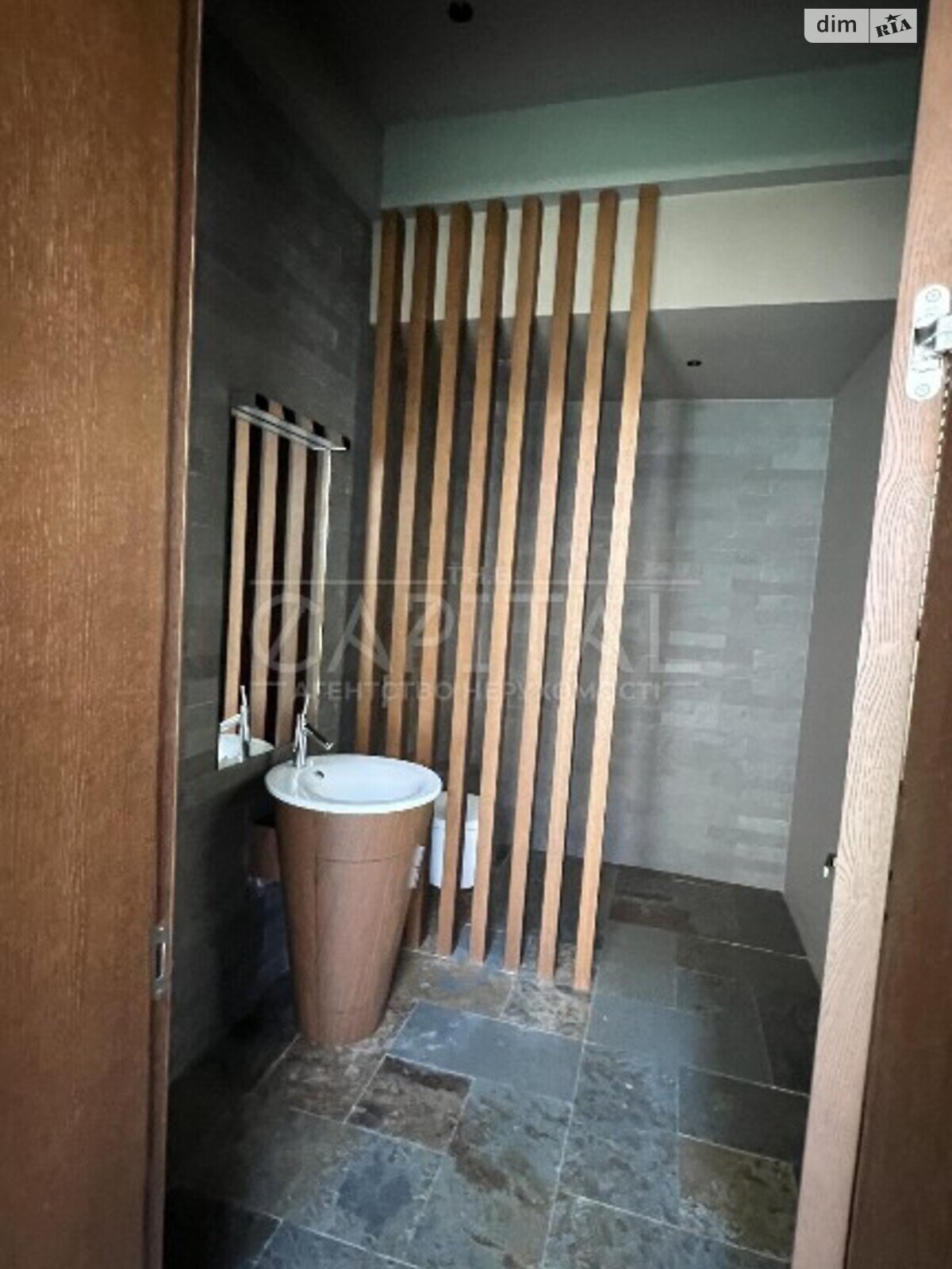 одноповерховий будинок, 600 кв. м, цегла. Продаж у Козині фото 1 одноповерховий будинок, 600 кв. м, цегла. Продаж у Козині фото 1