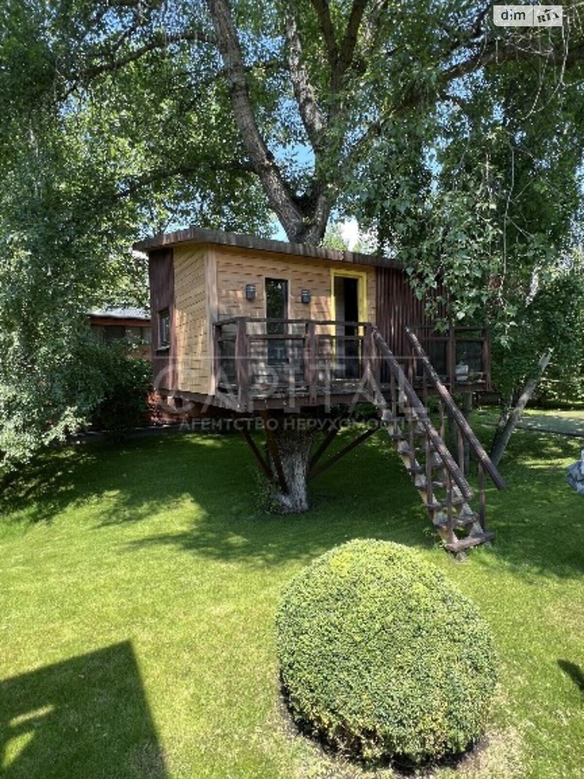 одноповерховий будинок, 600 кв. м, цегла. Продаж у Козині фото 1 одноповерховий будинок, 600 кв. м, цегла. Продаж у Козині фото 1