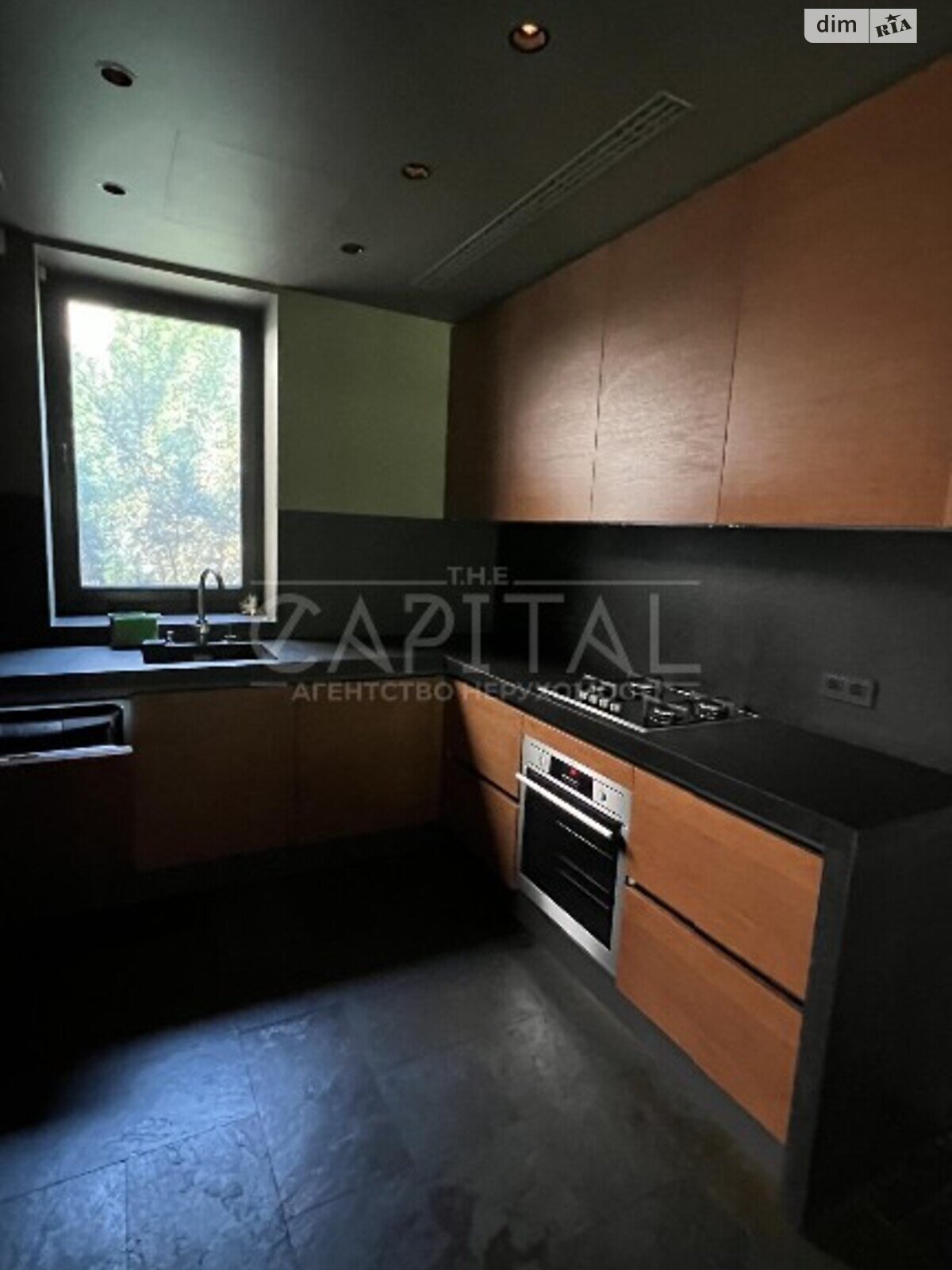 одноповерховий будинок, 600 кв. м, цегла. Продаж у Козині фото 1 одноповерховий будинок, 600 кв. м, цегла. Продаж у Козині фото 1