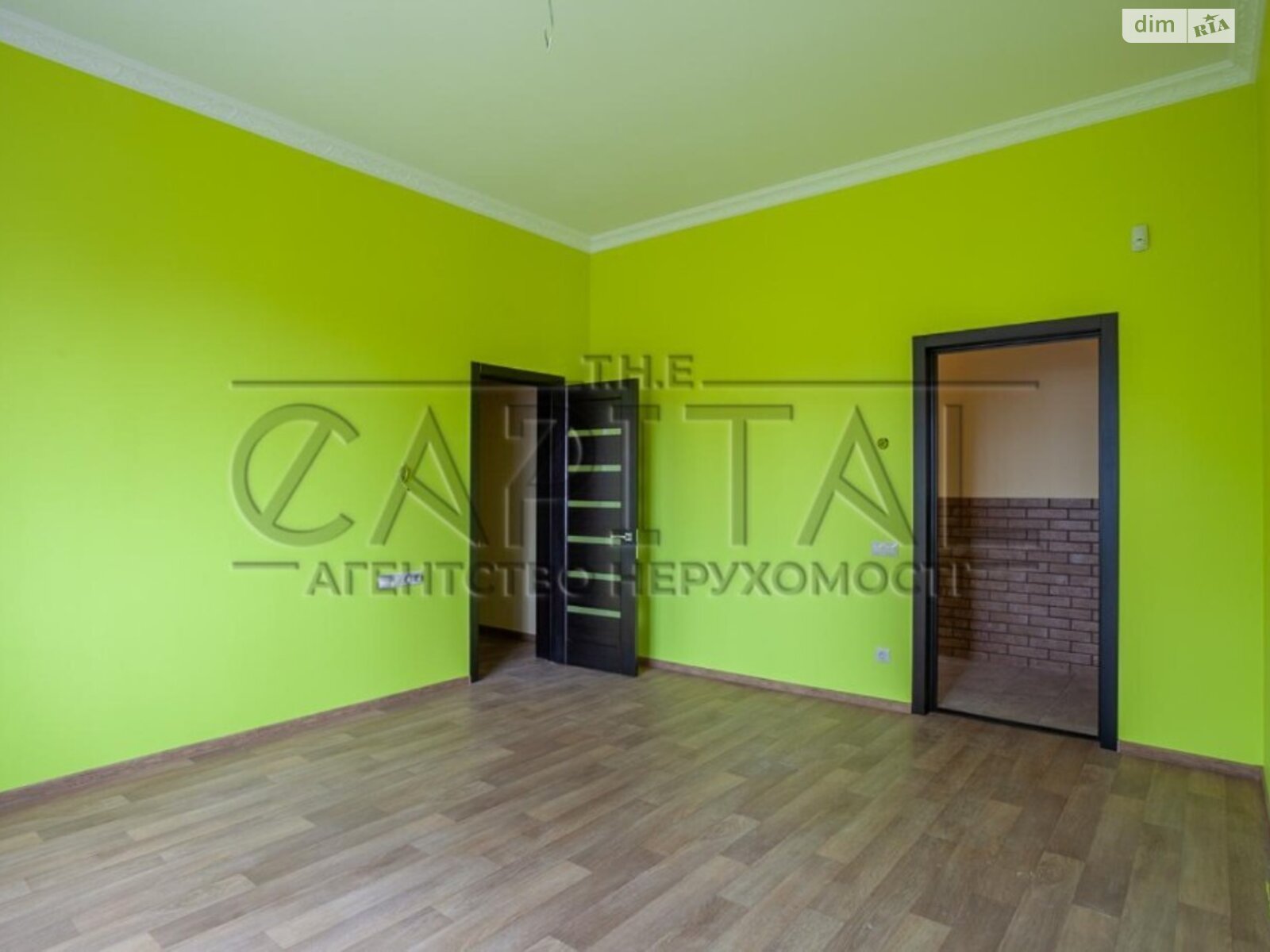 трехэтажный дом, 635 кв. м, кирпич. Продажа в Козине фото 1 трехэтажный дом, 635 кв. м, кирпич. Продажа в Козине фото 1