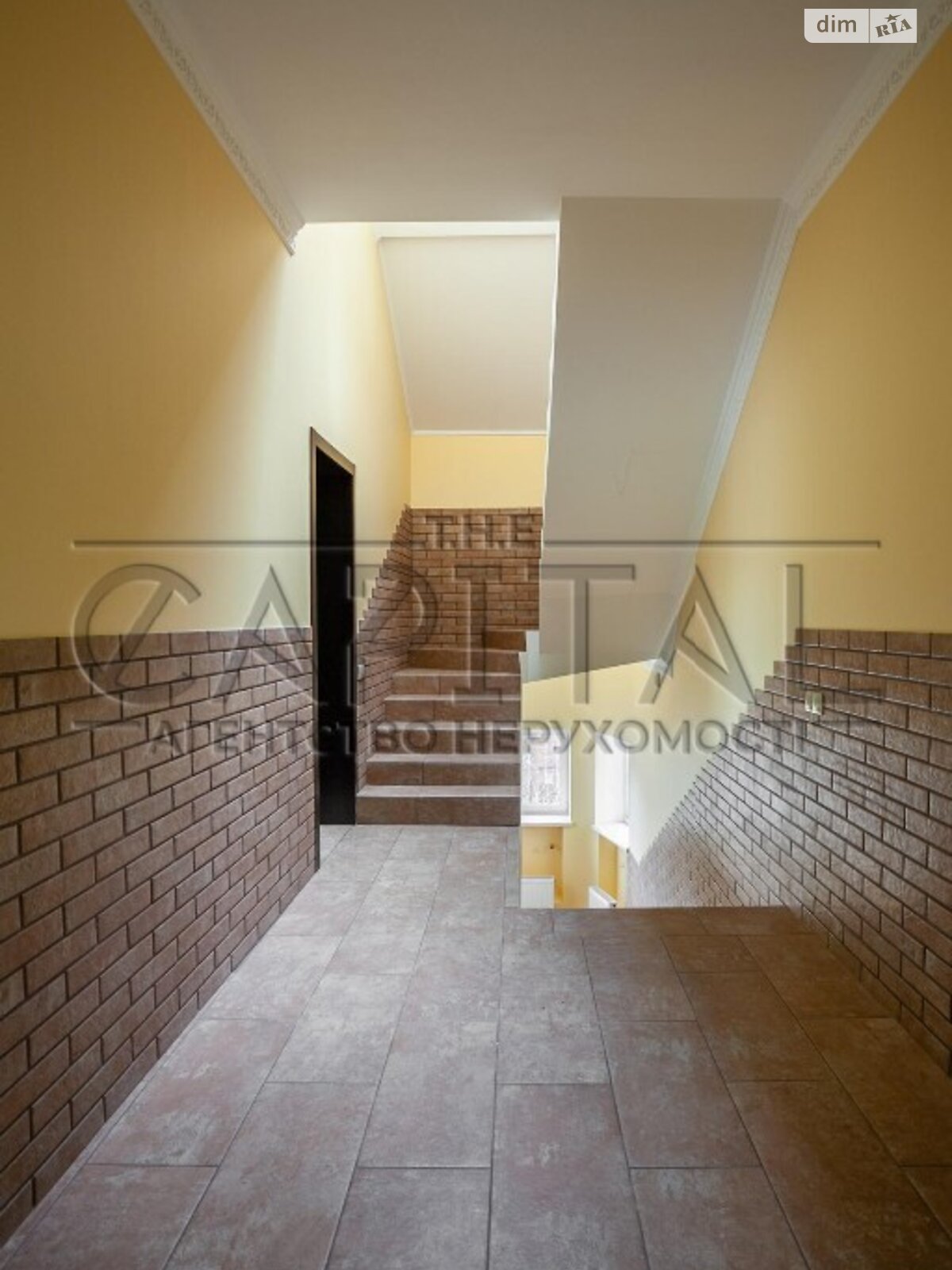 трехэтажный дом, 635 кв. м, кирпич. Продажа в Козине фото 1 трехэтажный дом, 635 кв. м, кирпич. Продажа в Козине фото 1