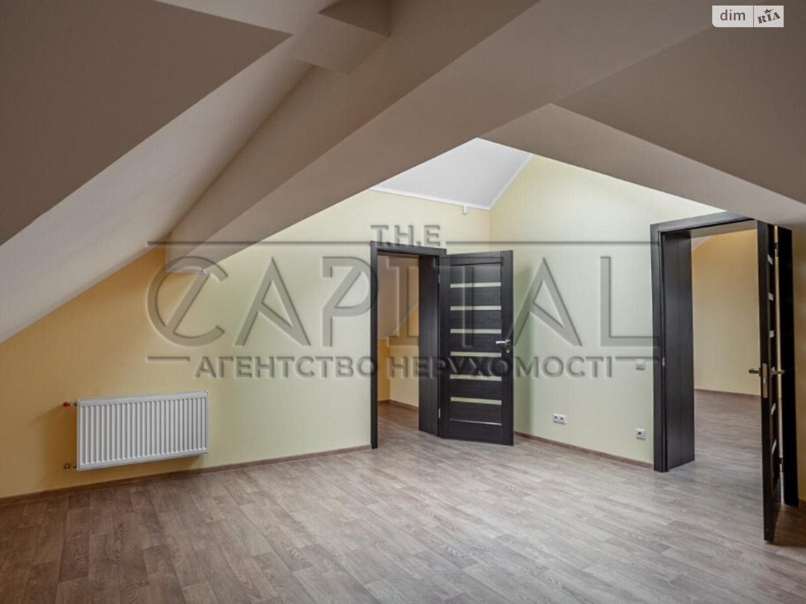 трехэтажный дом, 635 кв. м, кирпич. Продажа в Козине фото 1 трехэтажный дом, 635 кв. м, кирпич. Продажа в Козине фото 1