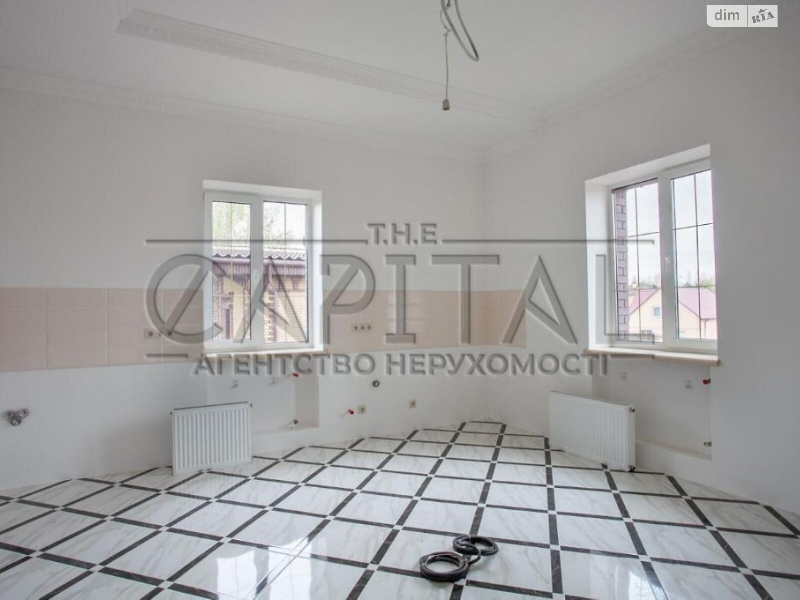 трехэтажный дом, 635 кв. м, кирпич. Продажа в Козине фото 1 трехэтажный дом, 635 кв. м, кирпич. Продажа в Козине фото 1